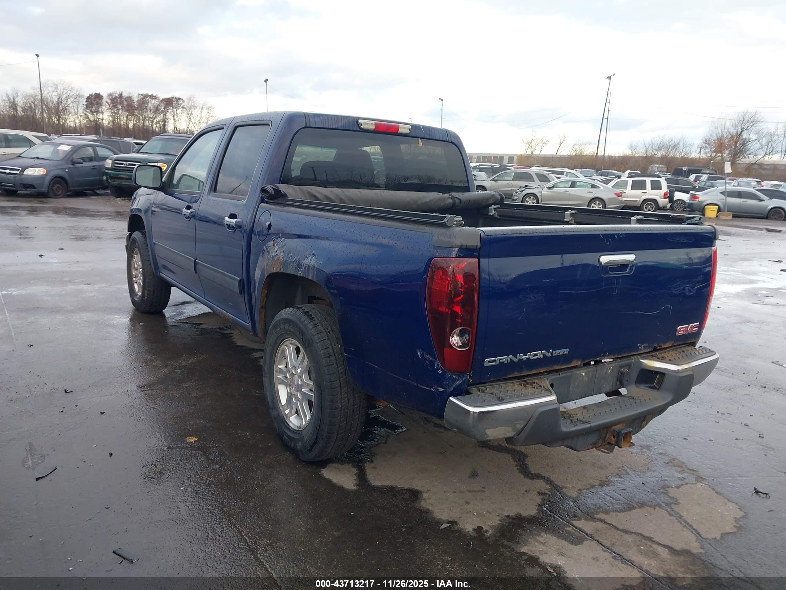 GMC CANYON image 3