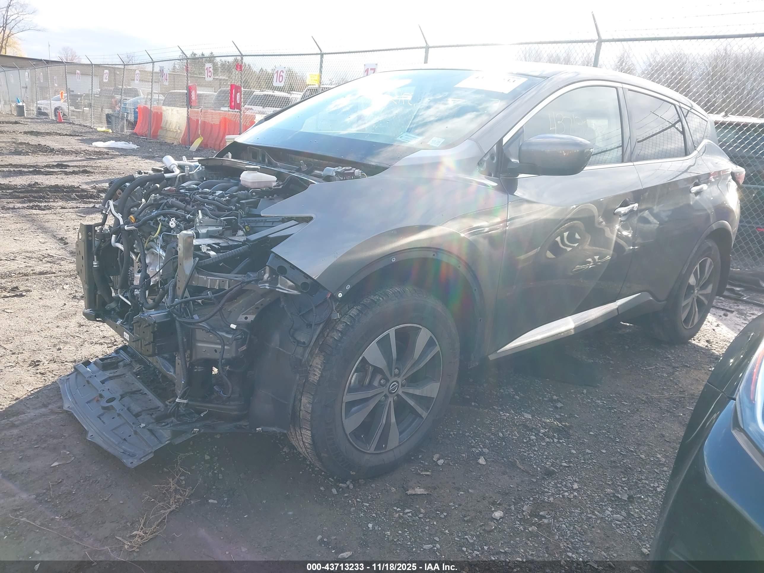 NISSAN MURANO image 2