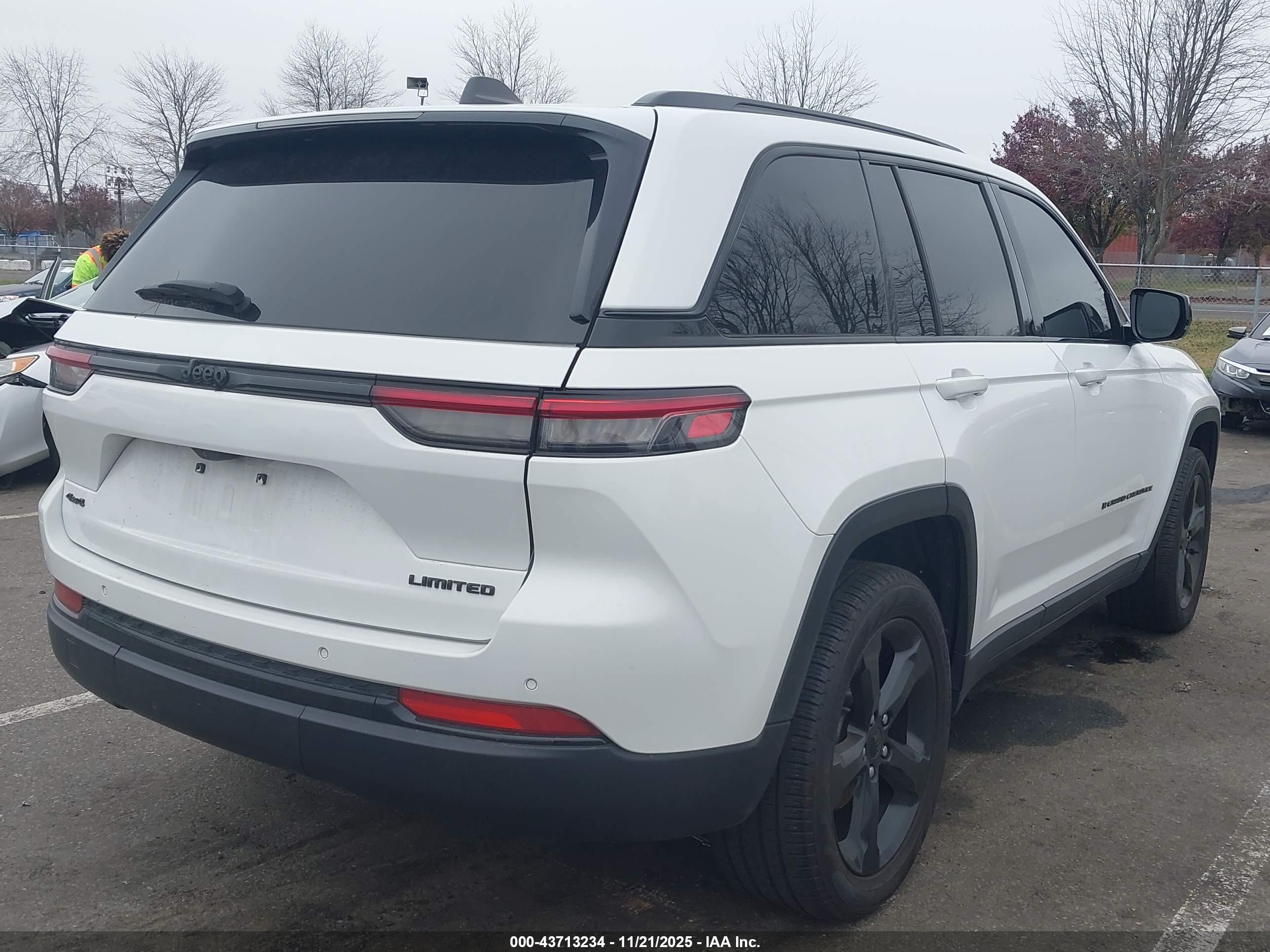 JEEP GRAND image 4