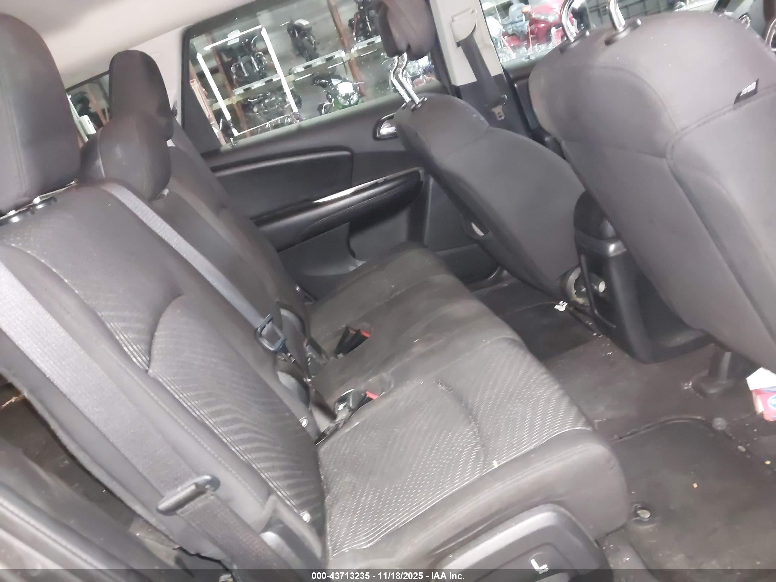 DODGE JOURNEY image 8