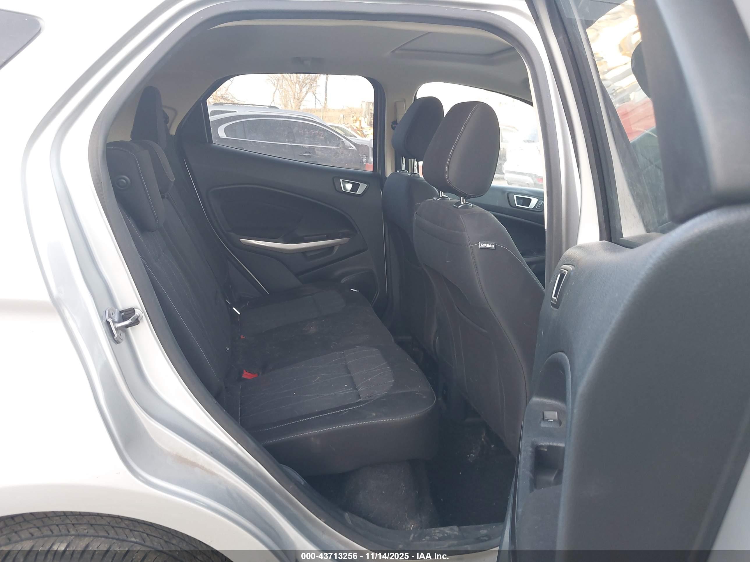 FORD ECOSPORT image 8