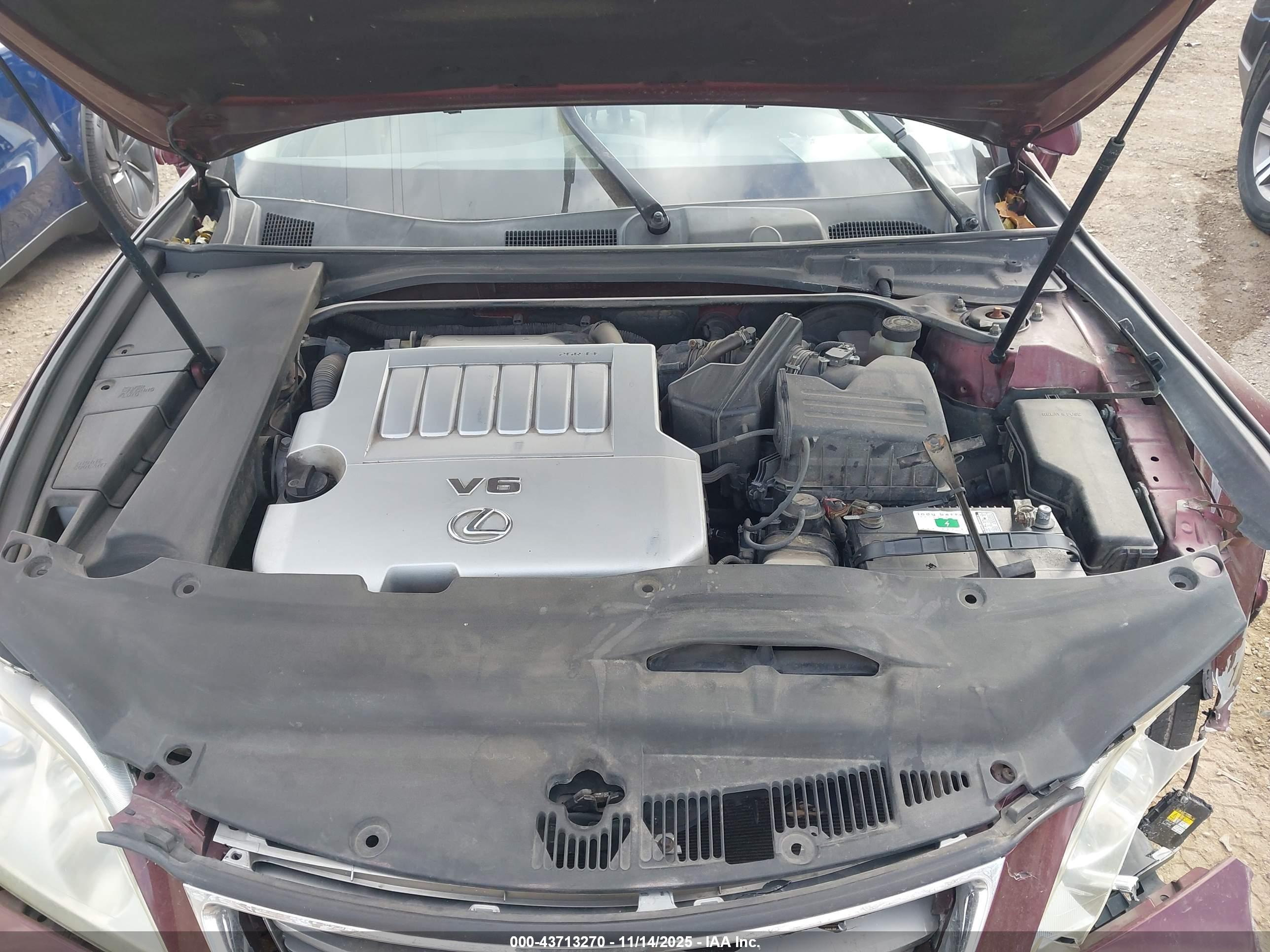 LEXUS ES image 10