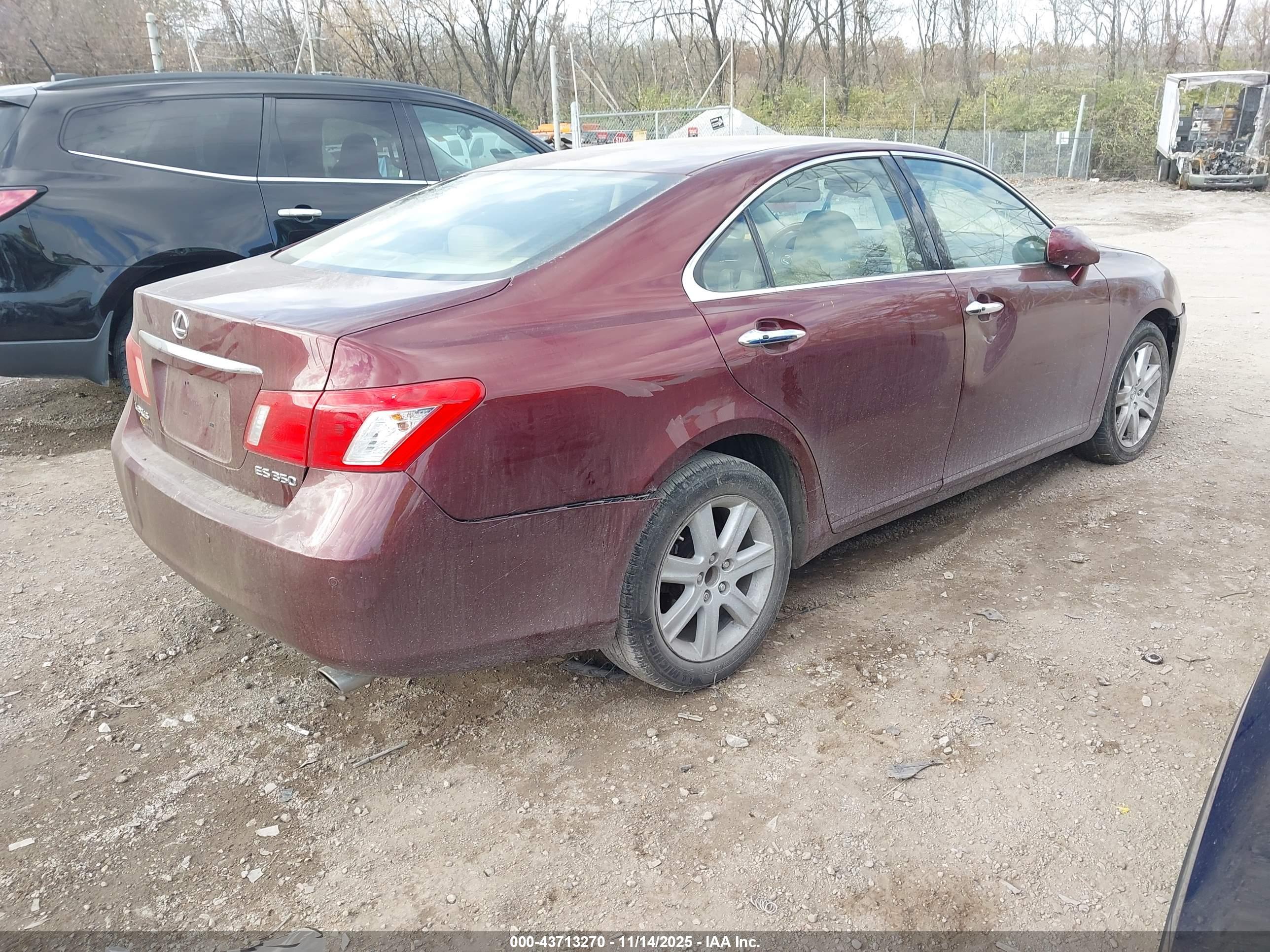 LEXUS ES image 4