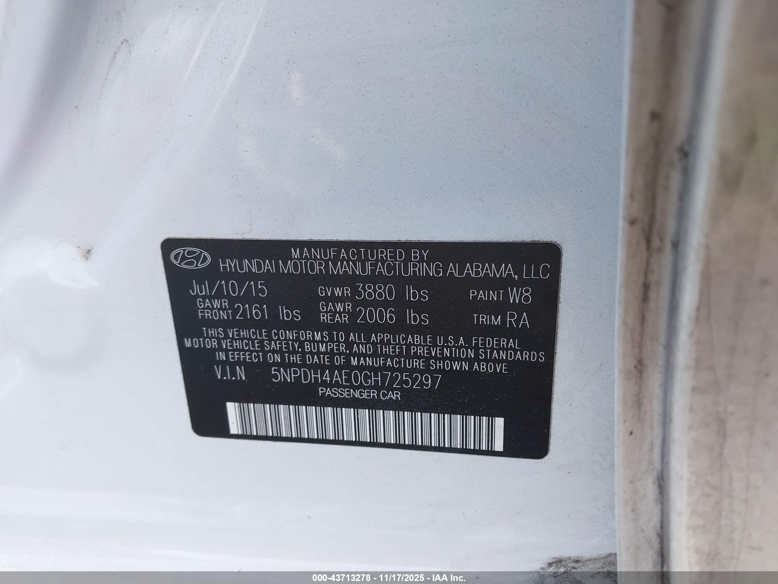 HYUNDAI ELANTRA image 9