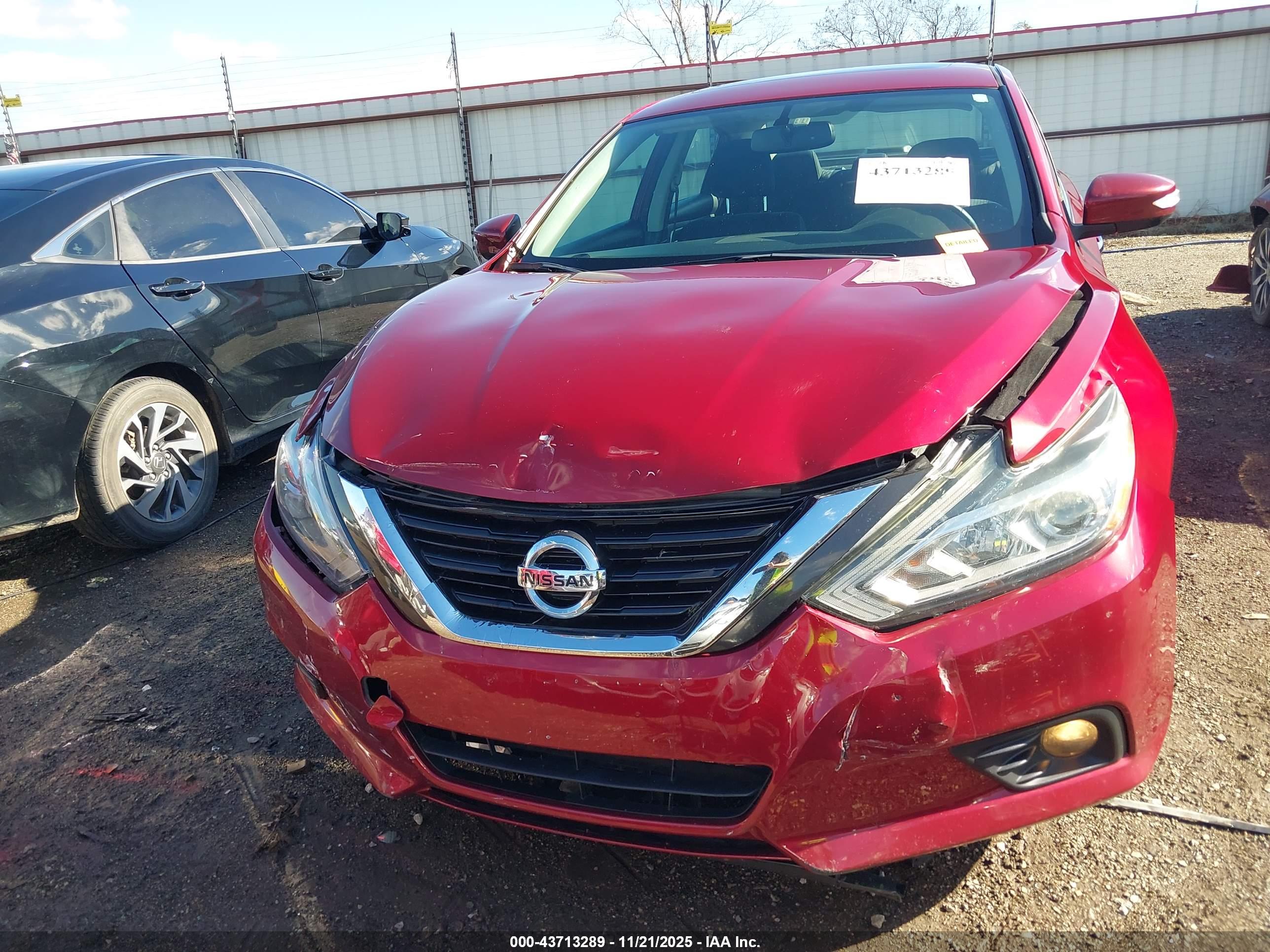 NISSAN ALTIMA image 6
