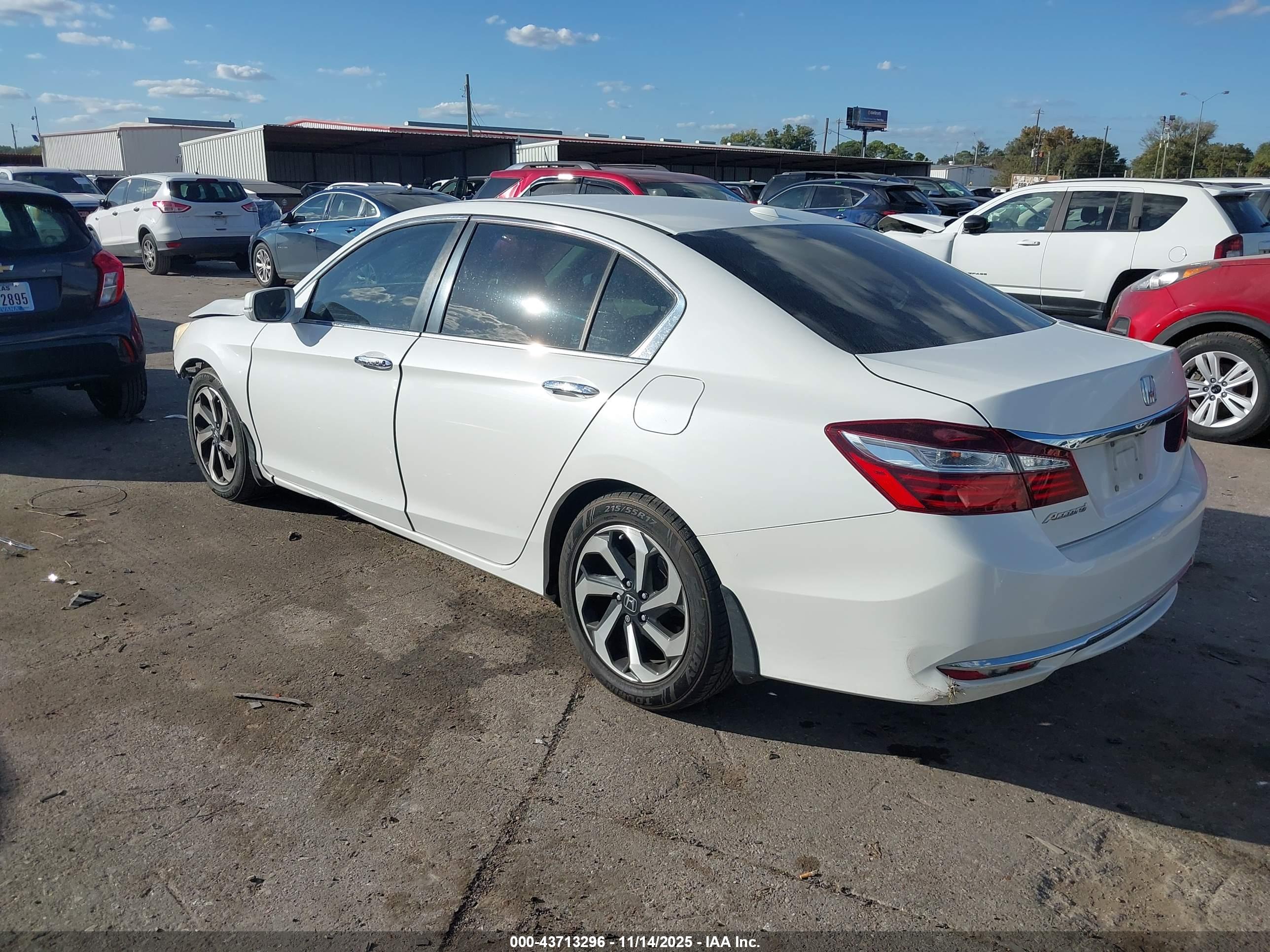 HONDA ACCORD image 3
