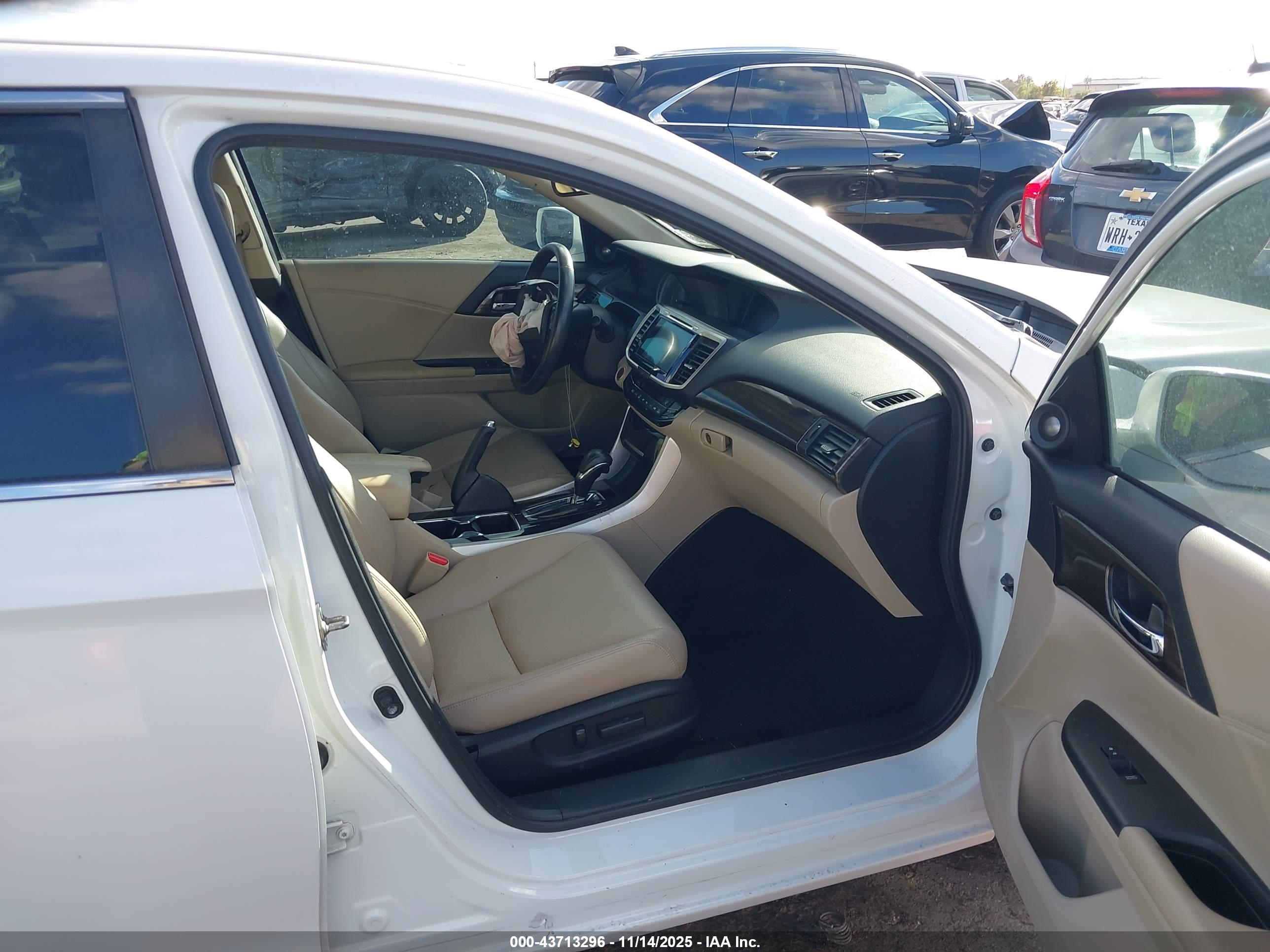 HONDA ACCORD image 5