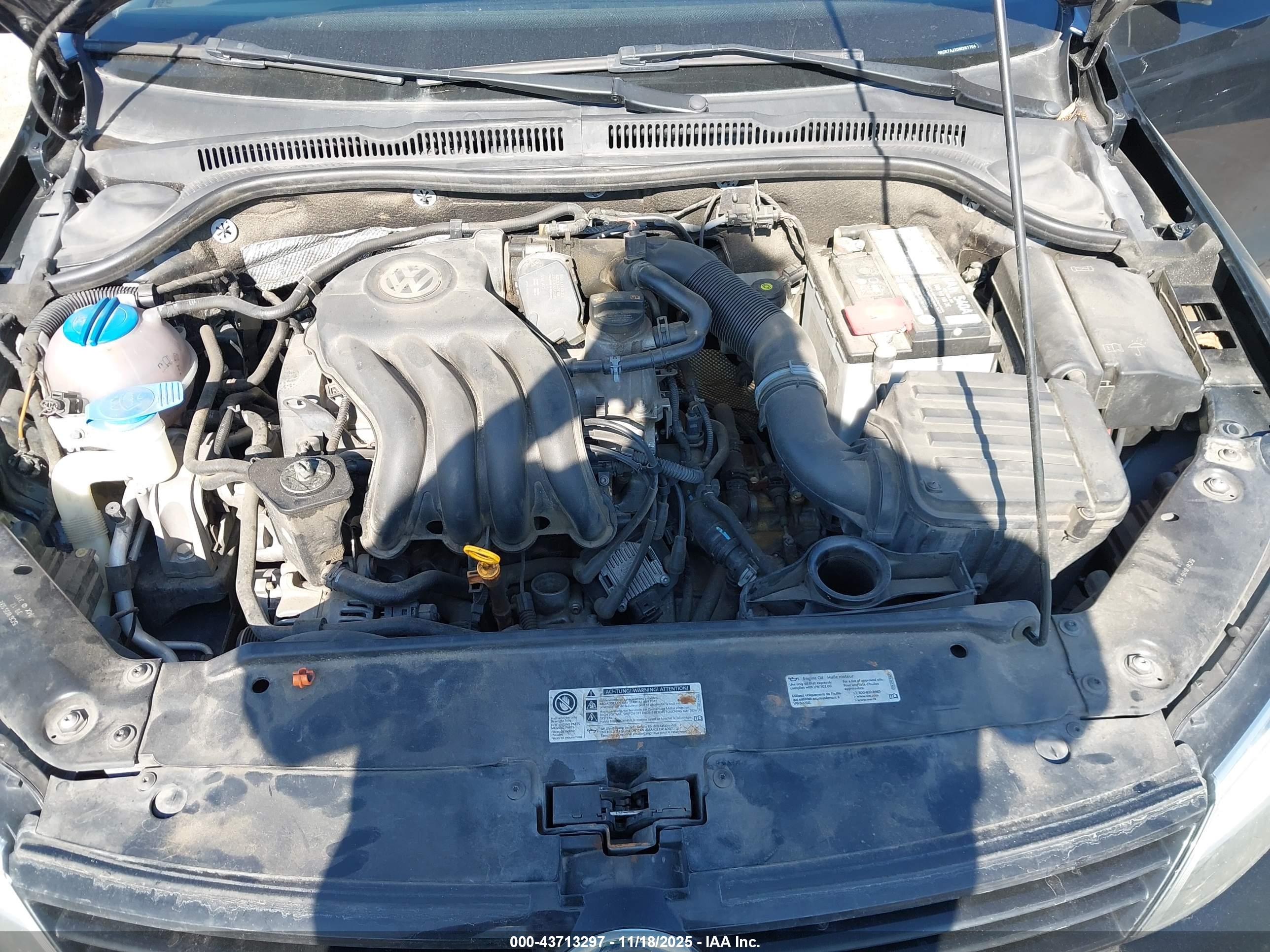 VOLKSWAGEN JETTA image 10