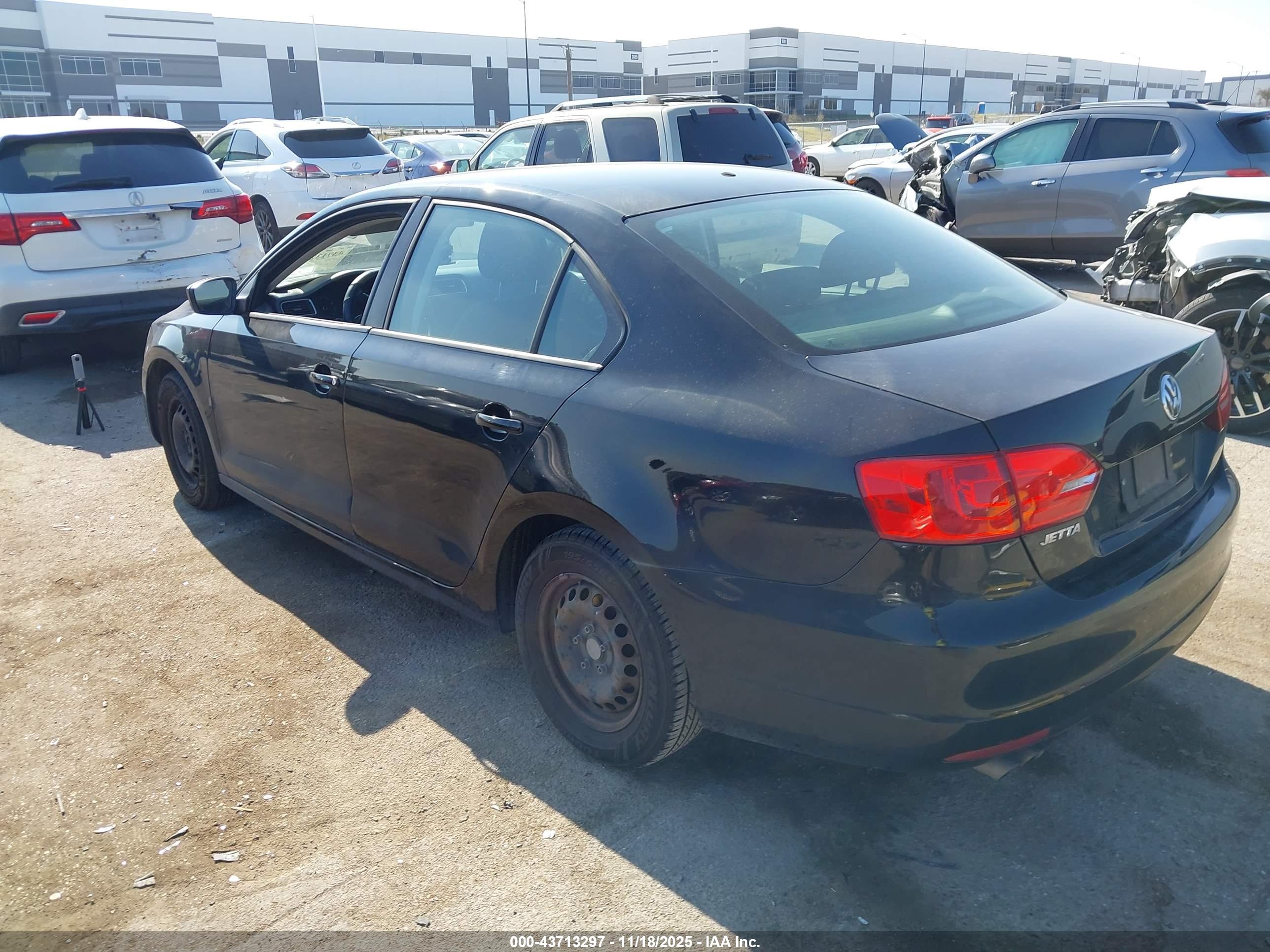 VOLKSWAGEN JETTA image 3