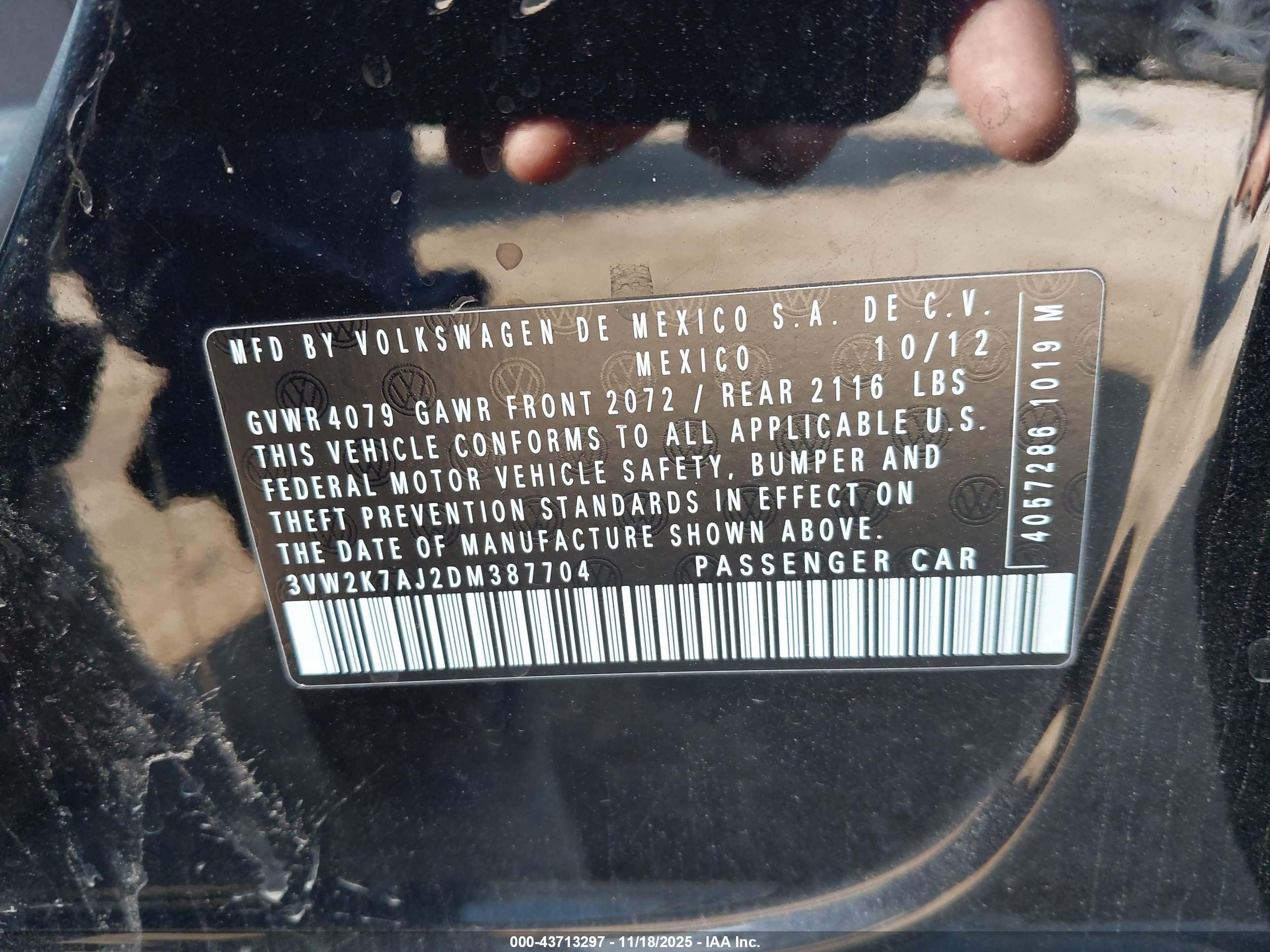 VOLKSWAGEN JETTA image 9