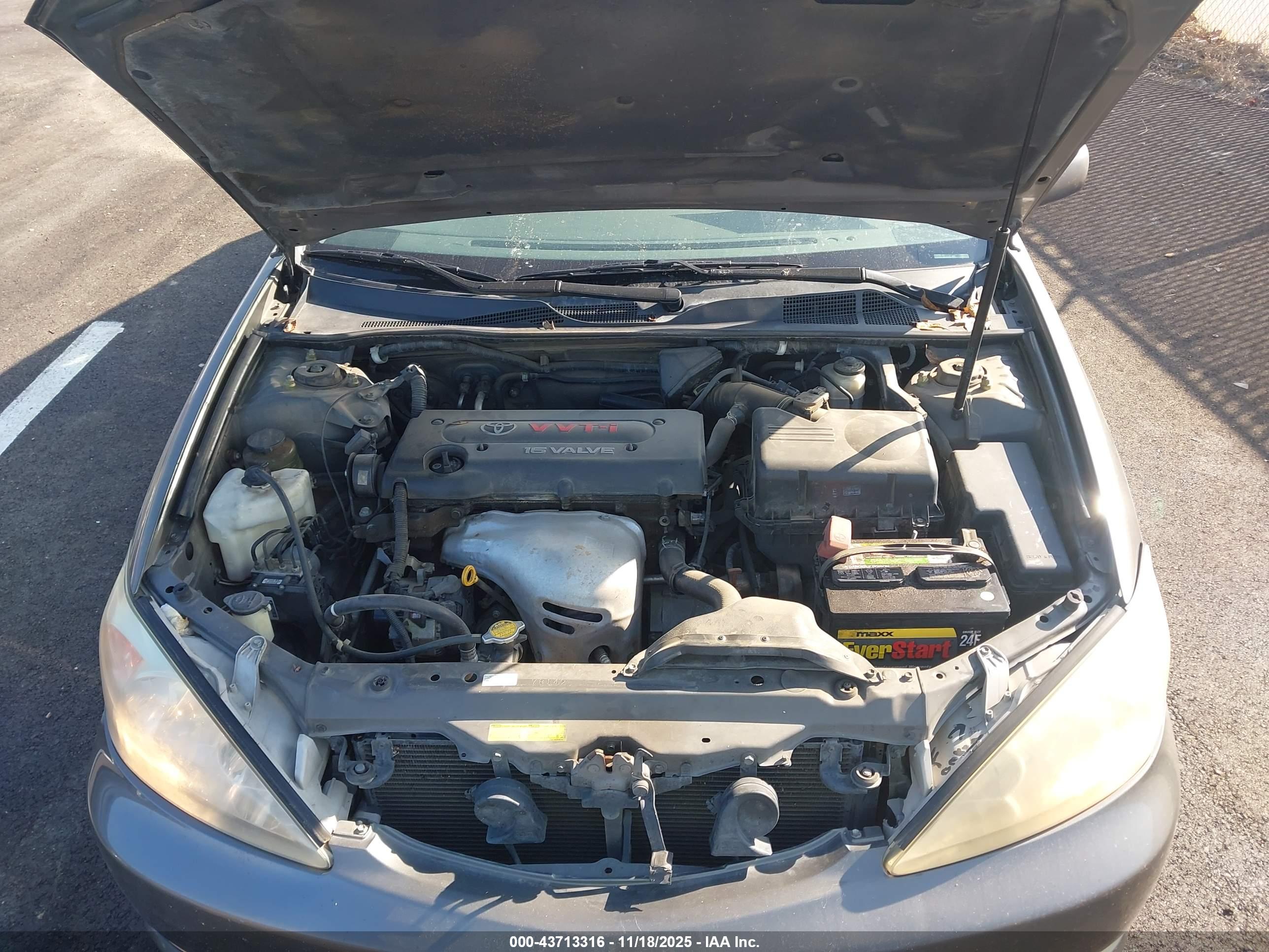 TOYOTA CAMRY image 10