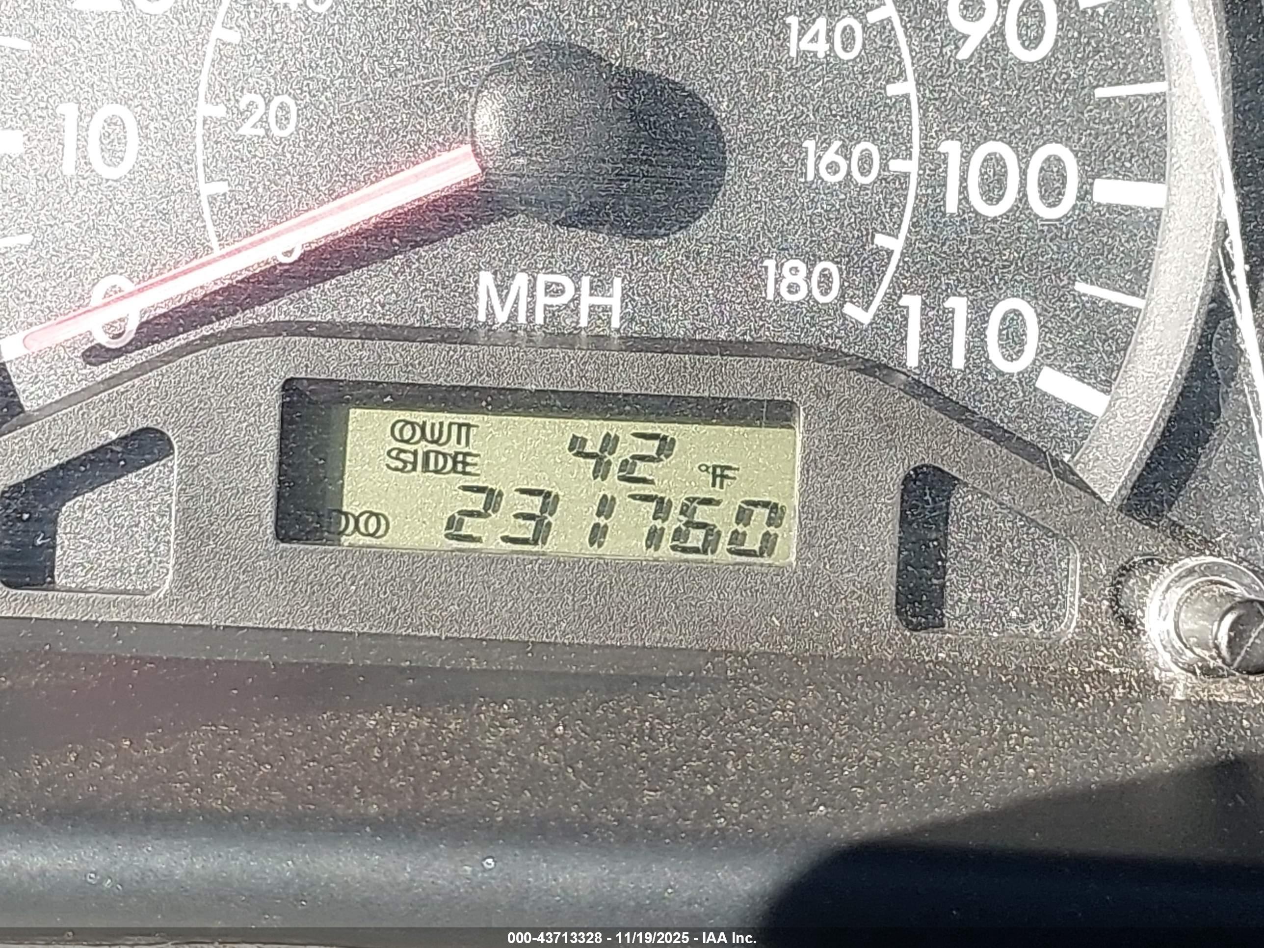 TOYOTA COROLLA image 7