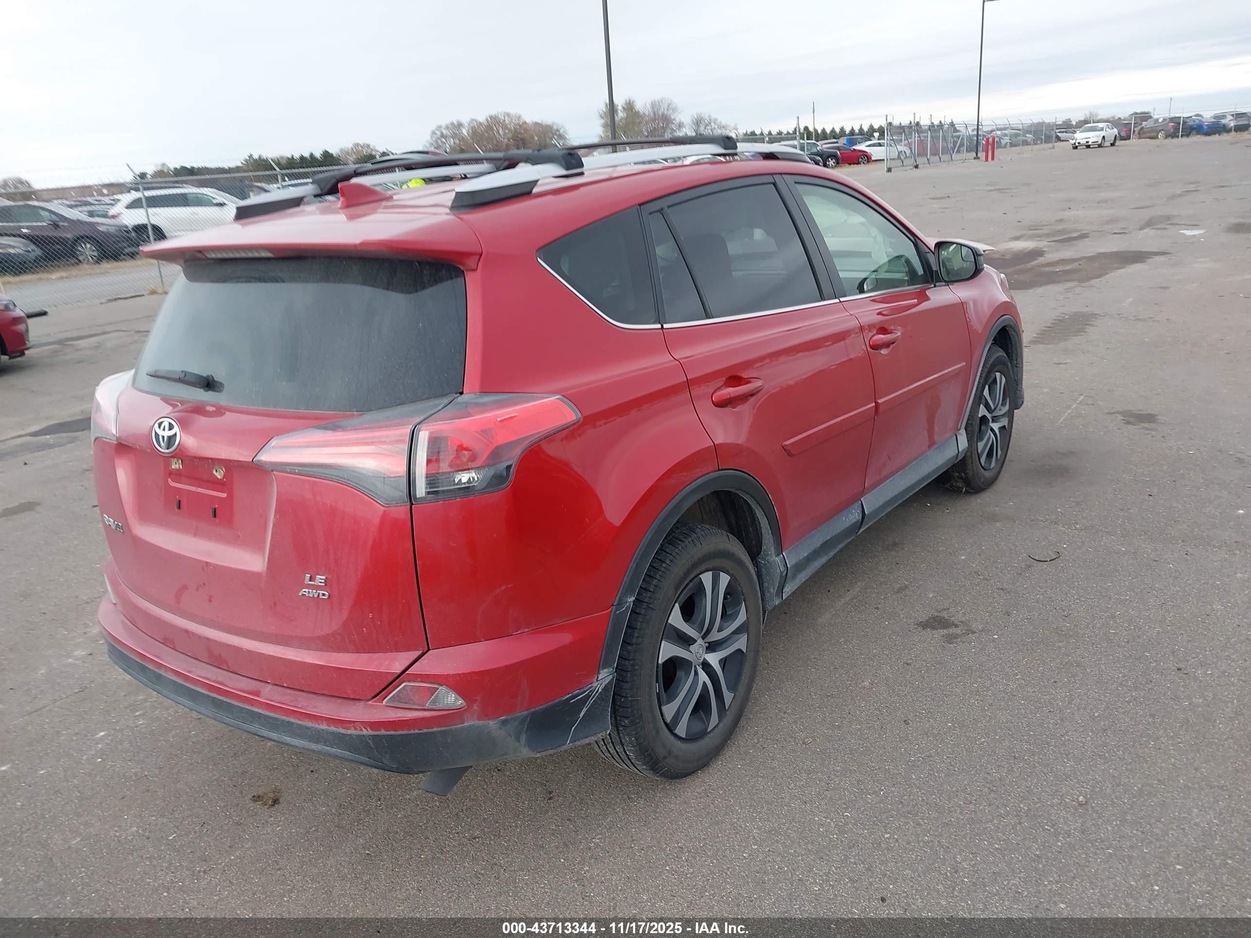 TOYOTA RAV4 image 4
