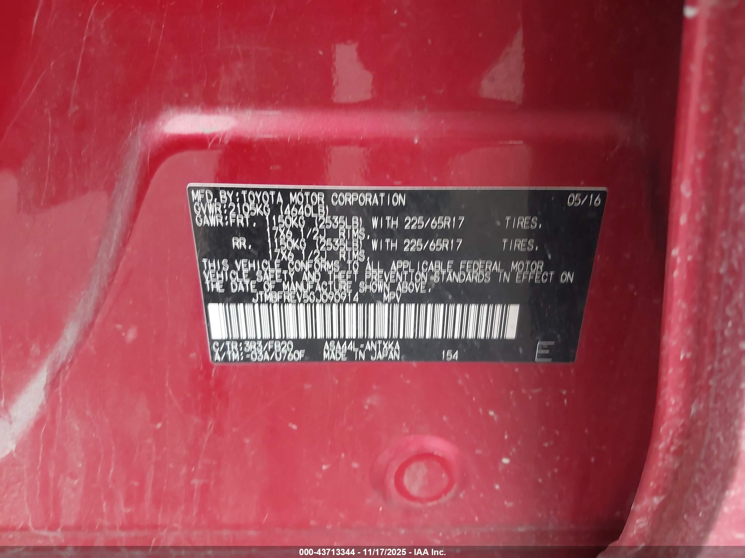 TOYOTA RAV4 image 9