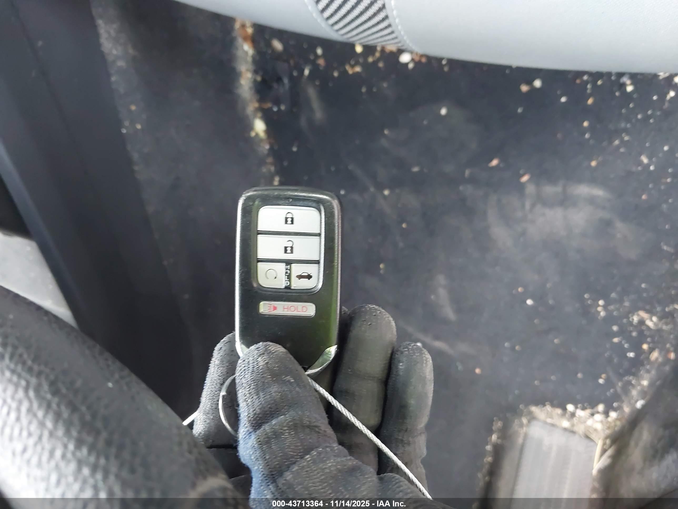 HONDA CIVIC image 11