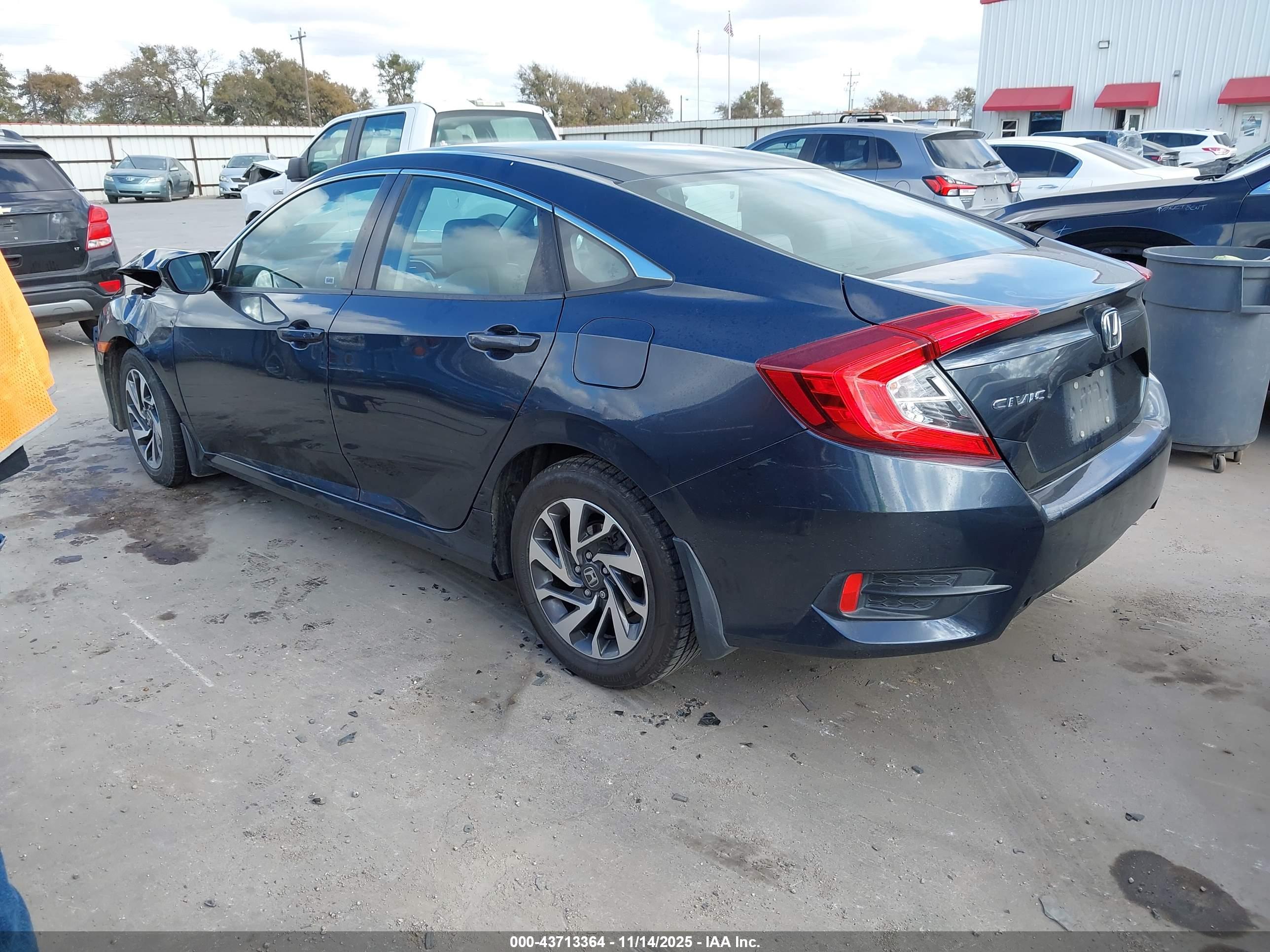 HONDA CIVIC image 3
