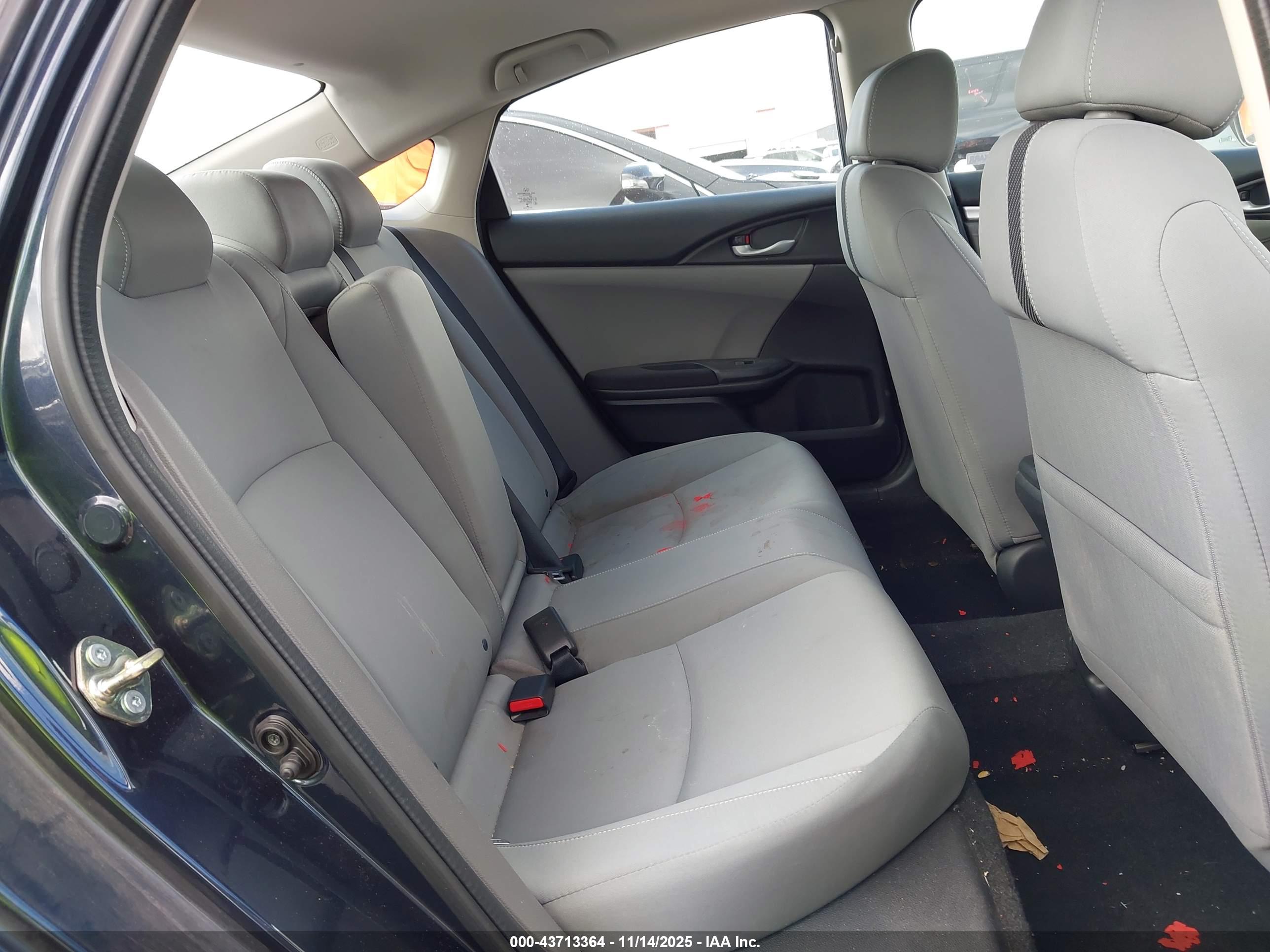HONDA CIVIC image 8