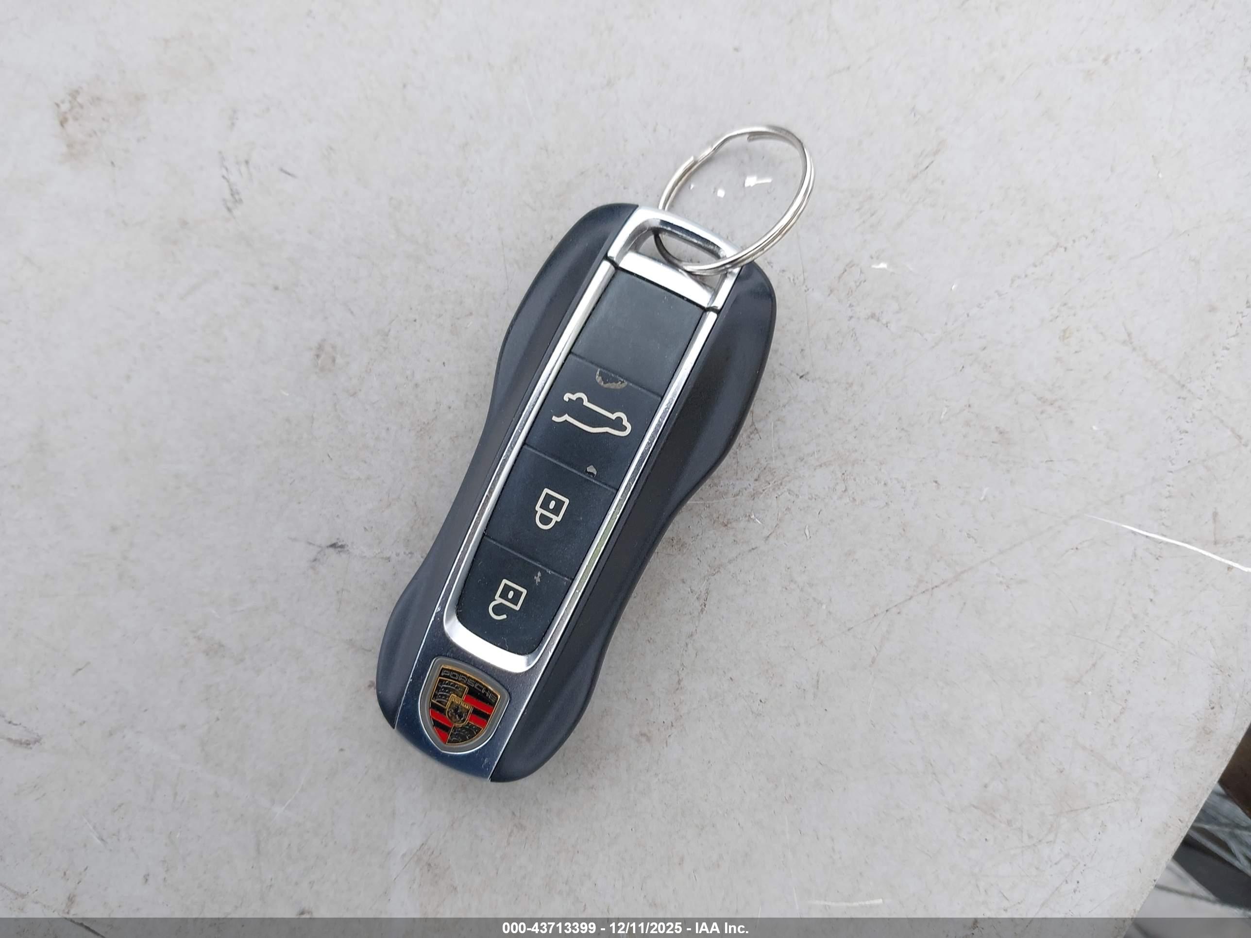 PORSCHE CAYENNE image 11
