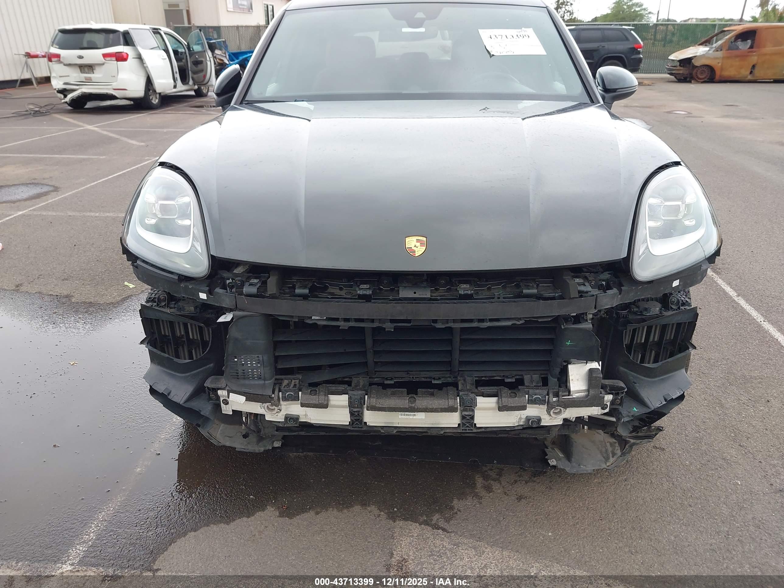 PORSCHE CAYENNE image 6
