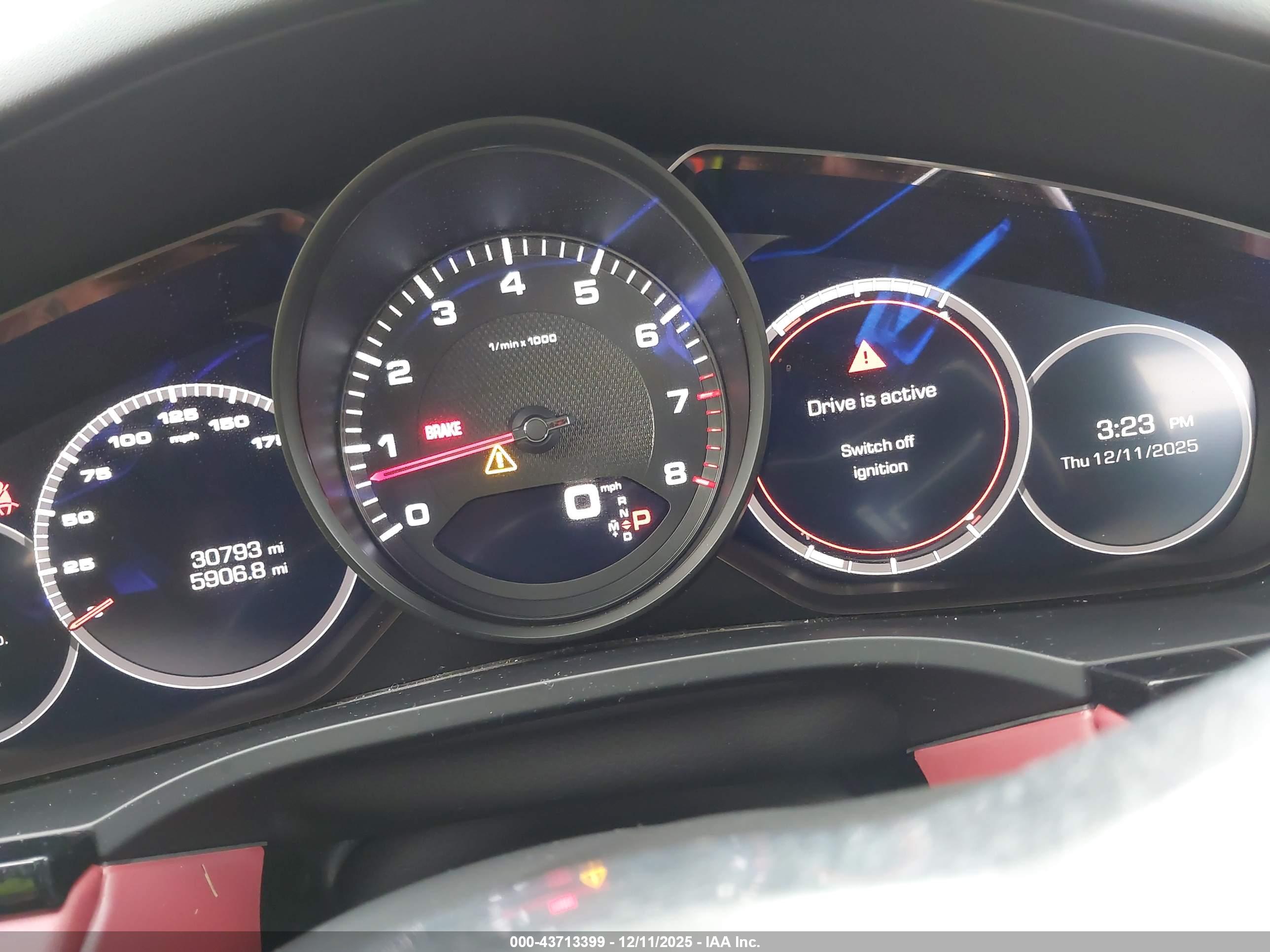 PORSCHE CAYENNE image 7