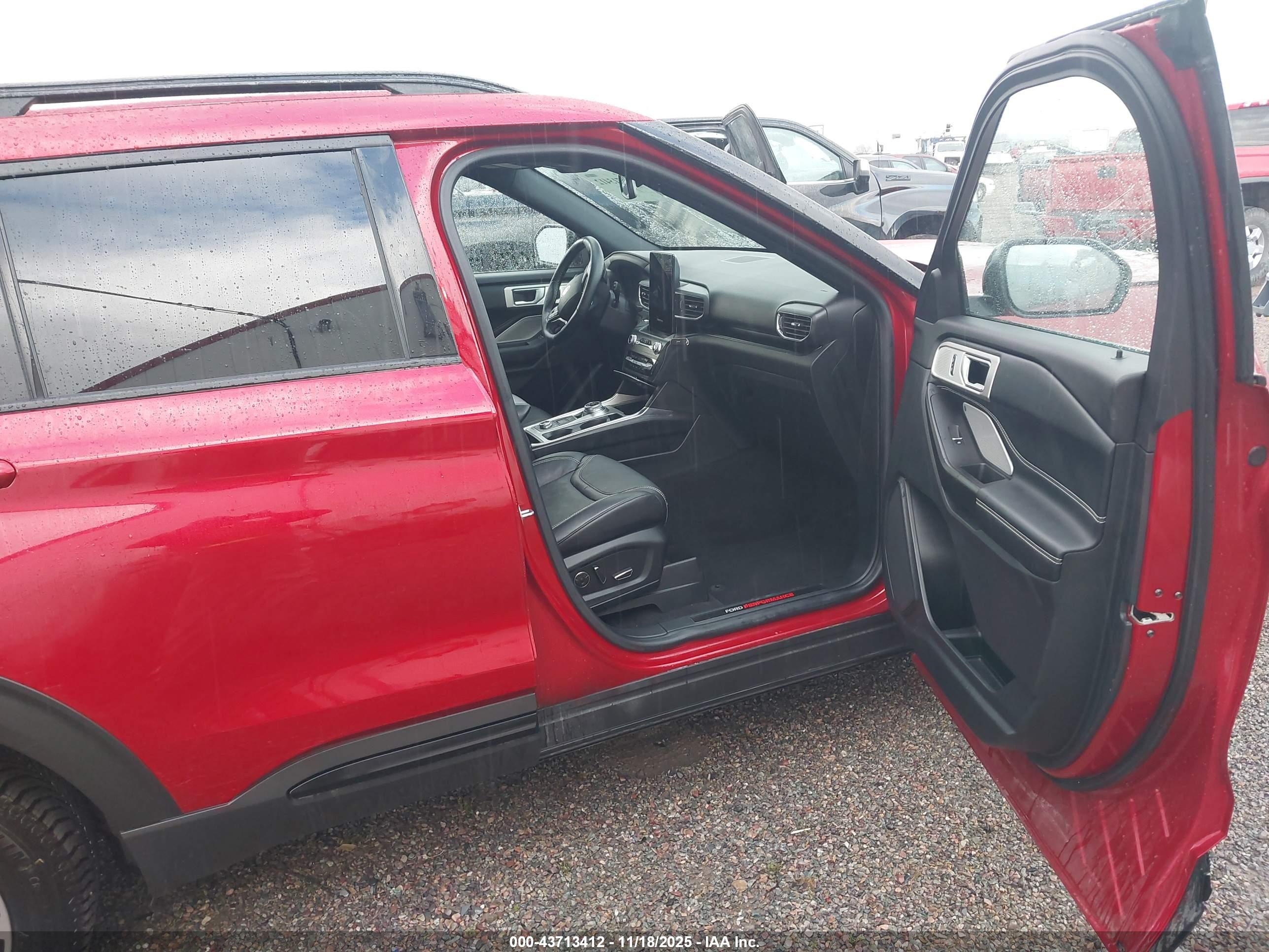 FORD EXPLORER image 5