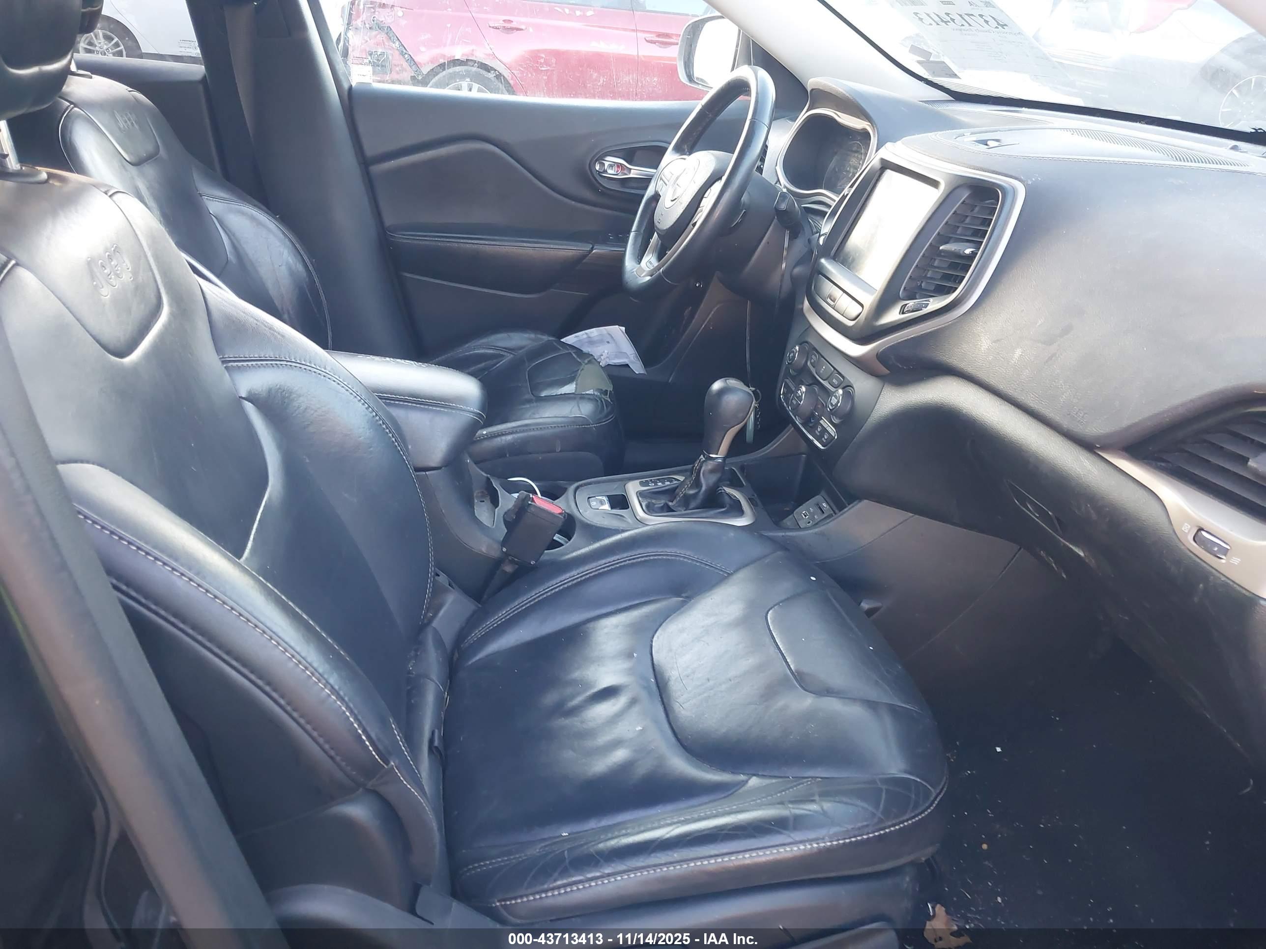 JEEP CHEROKEE image 5