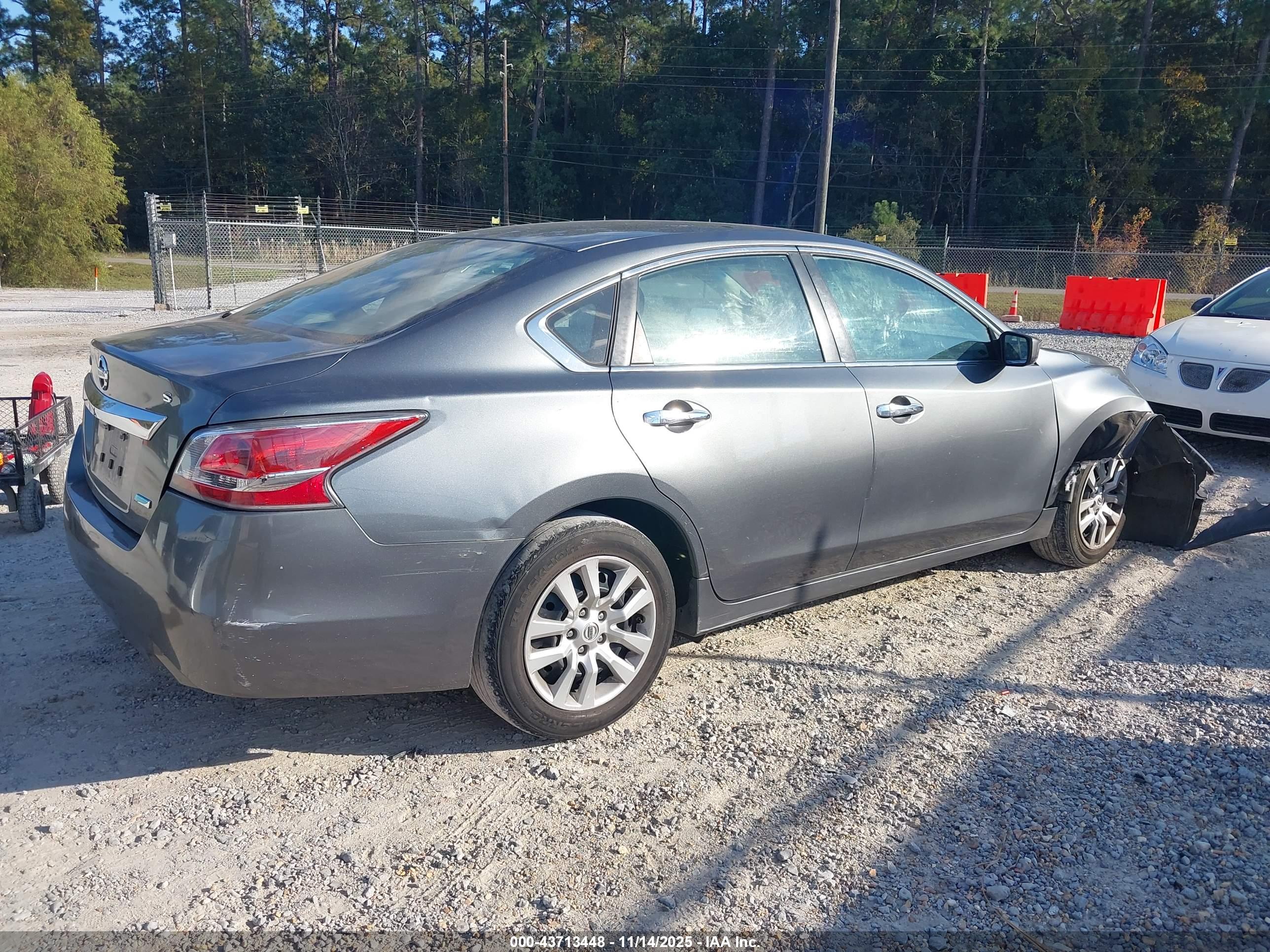 NISSAN ALTIMA image 4