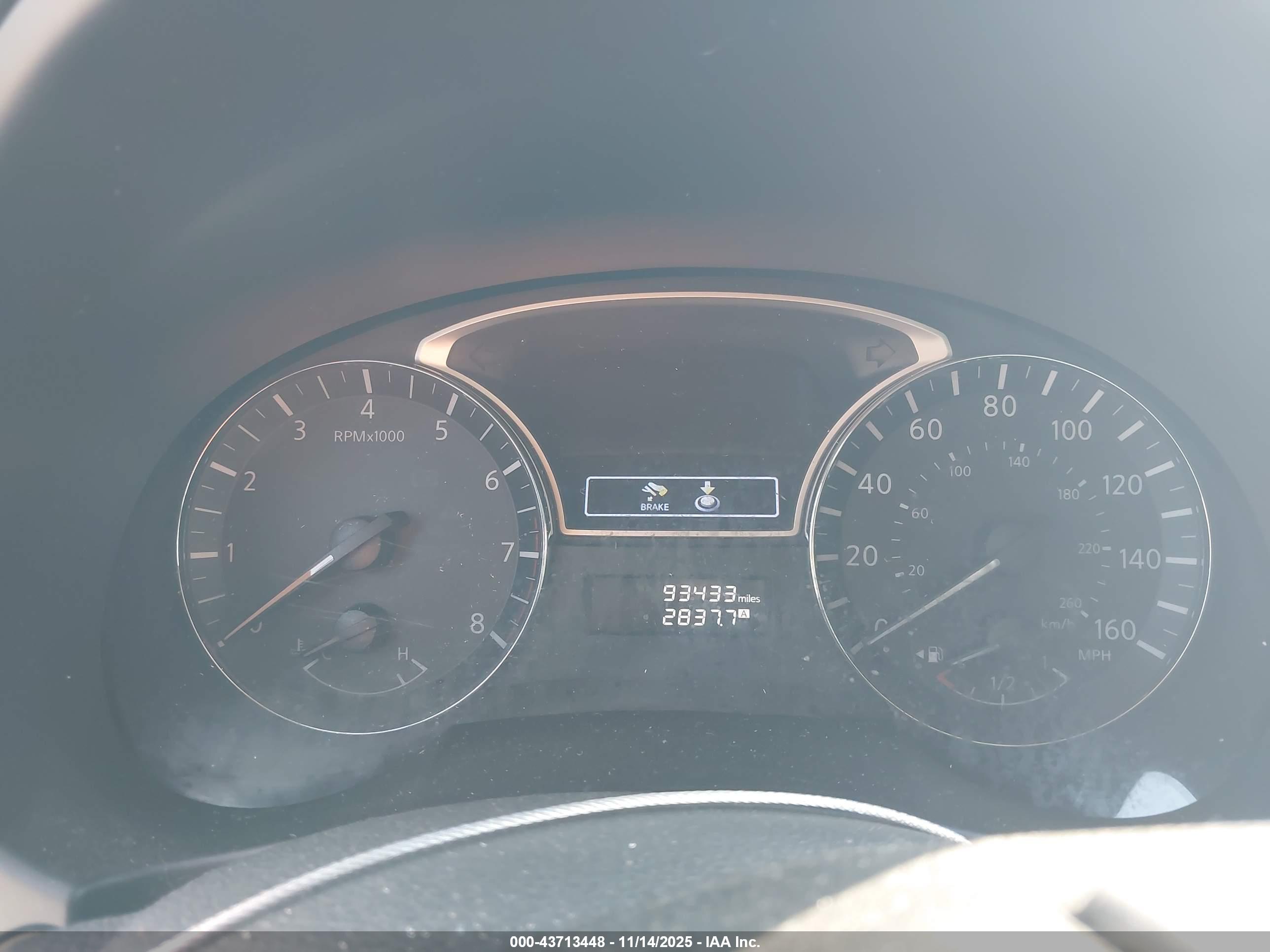 NISSAN ALTIMA image 7