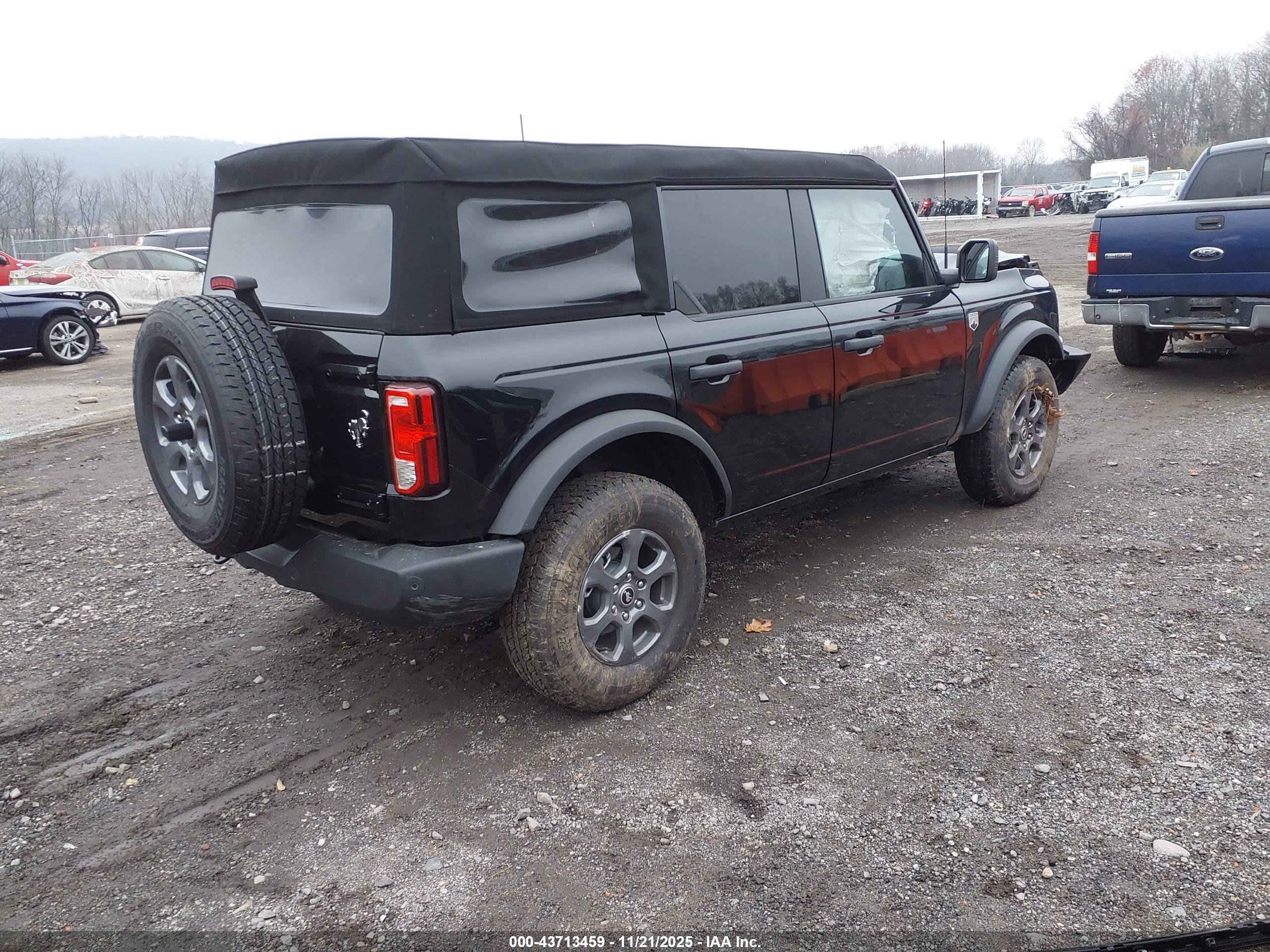 FORD BRONCO image 4