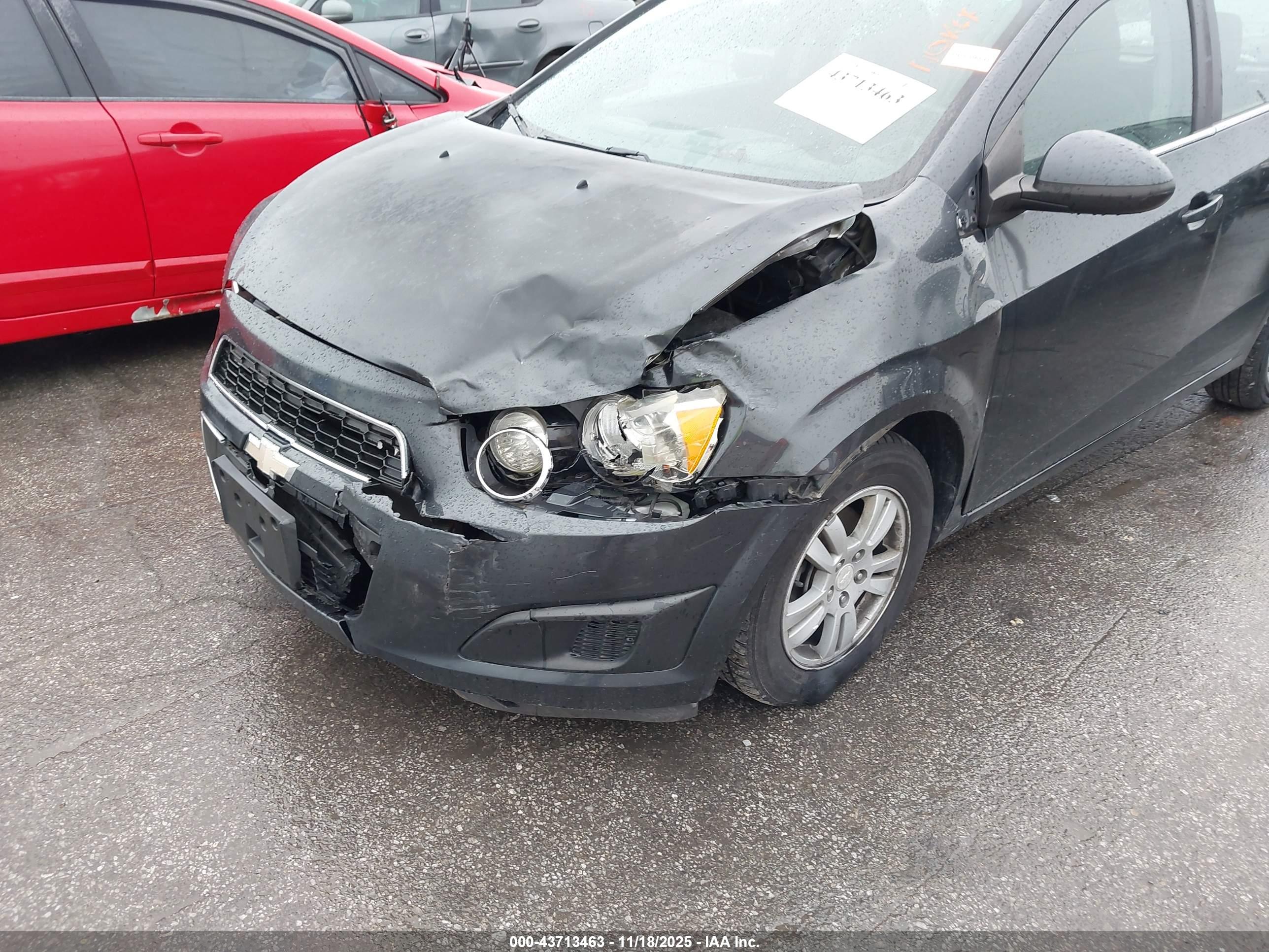 CHEVROLET SONIC image 6