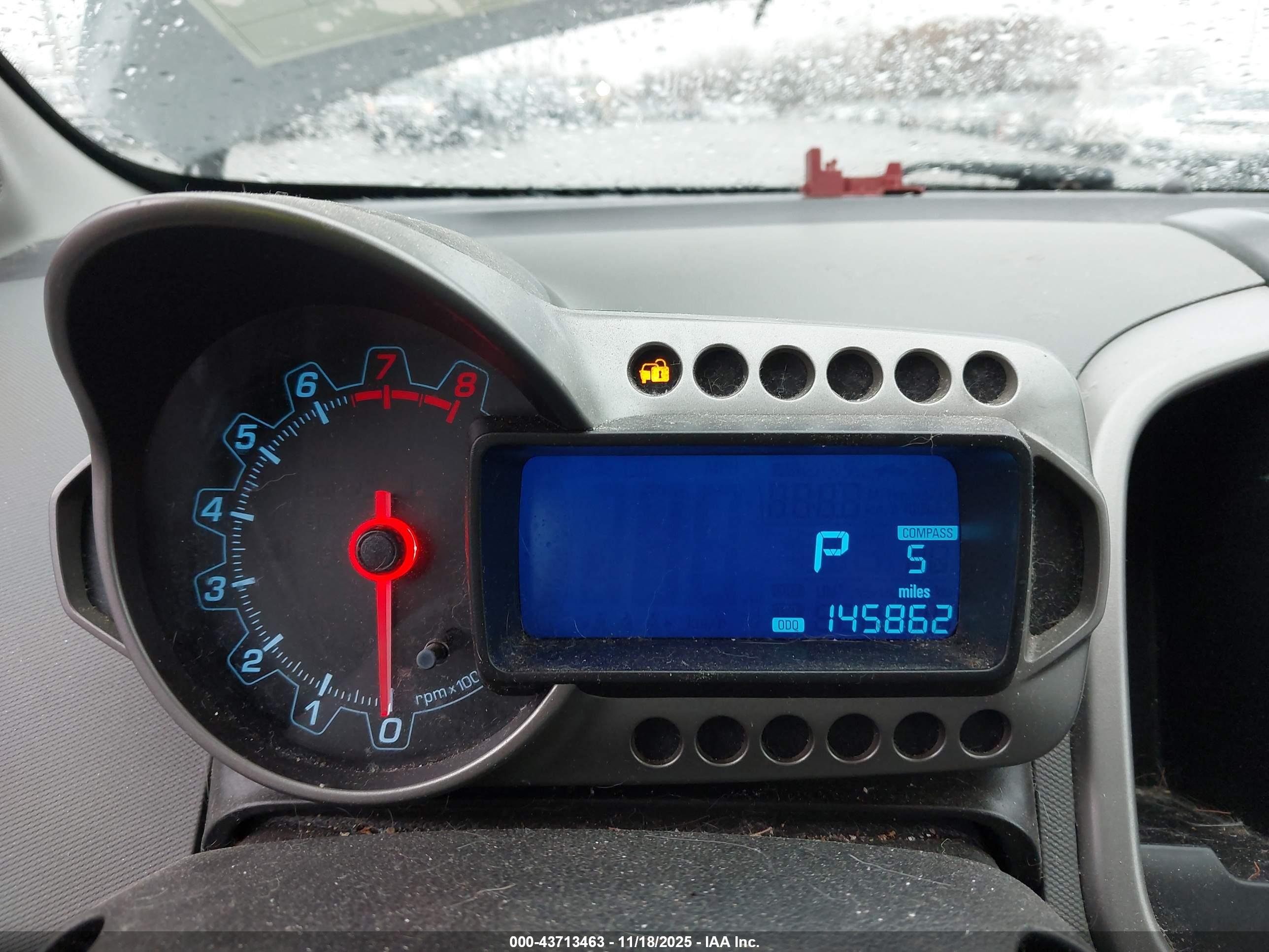 CHEVROLET SONIC image 7