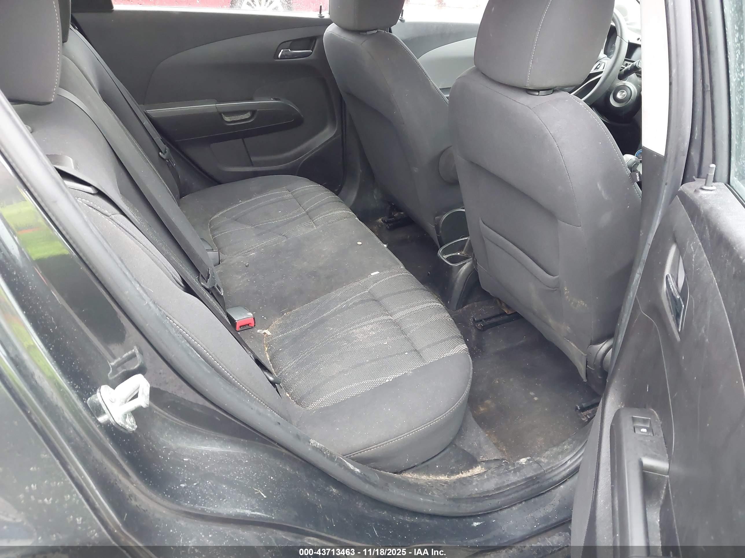 CHEVROLET SONIC image 8