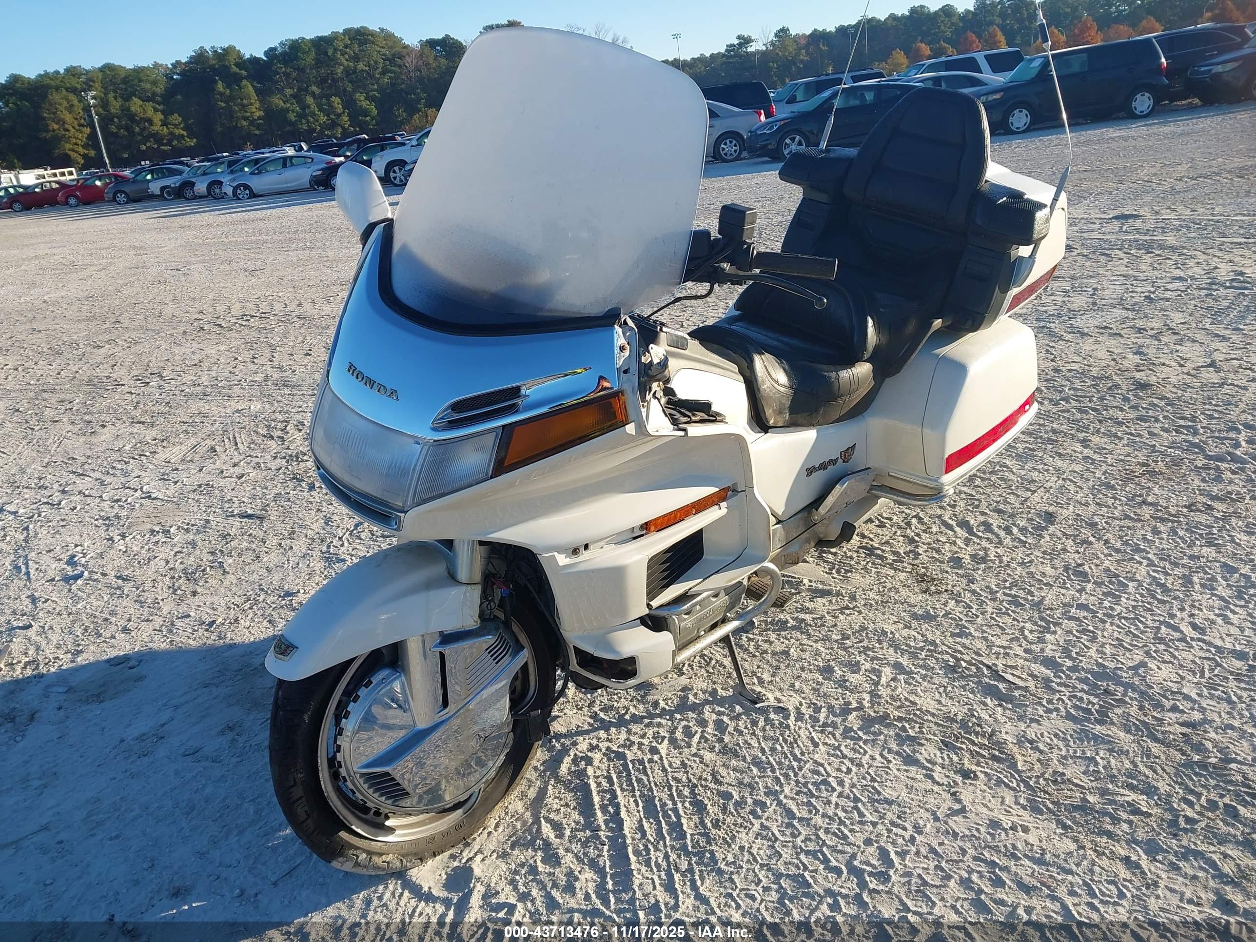 HONDA GL1500 image 2