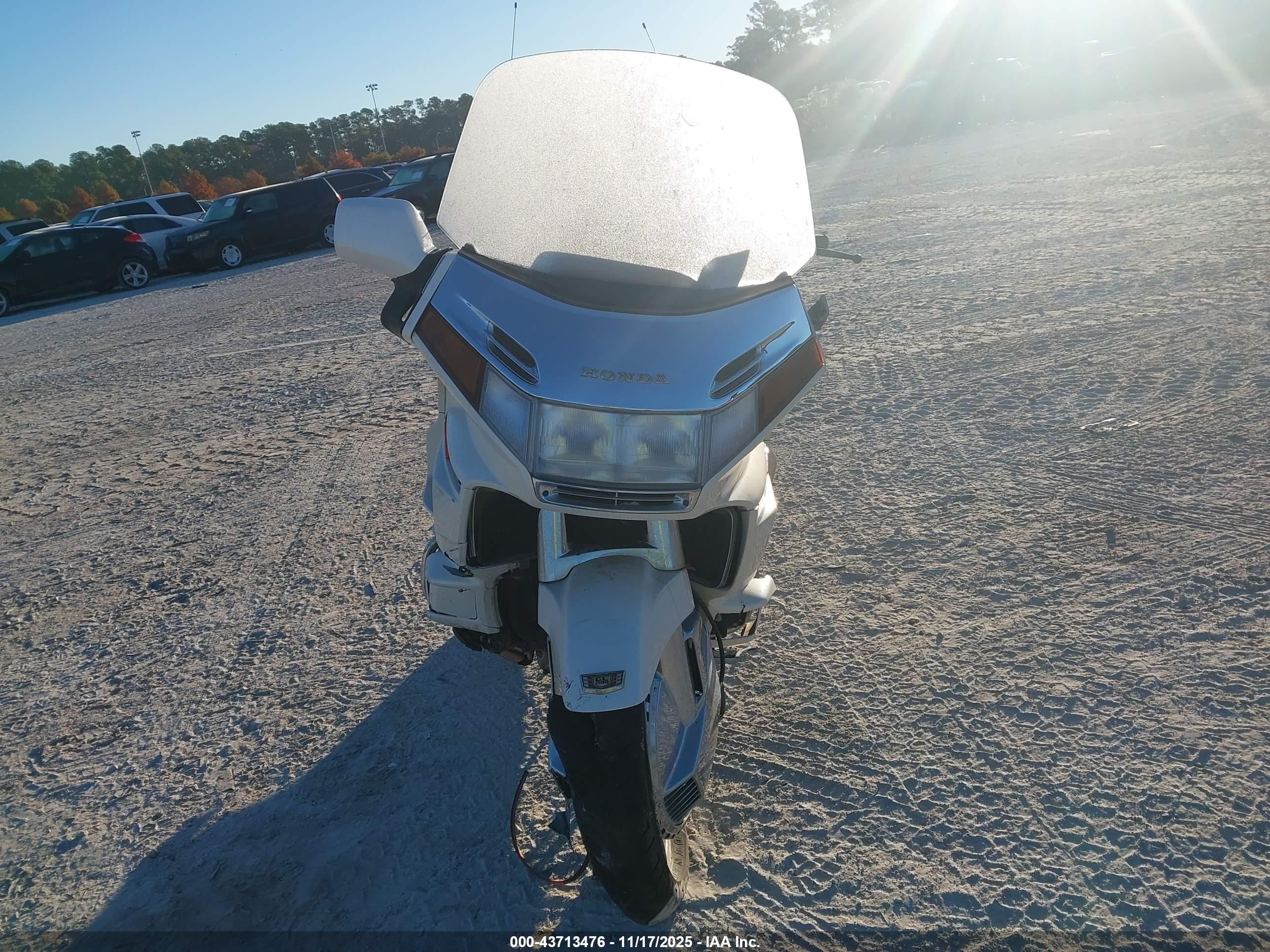 HONDA GL1500 image 5
