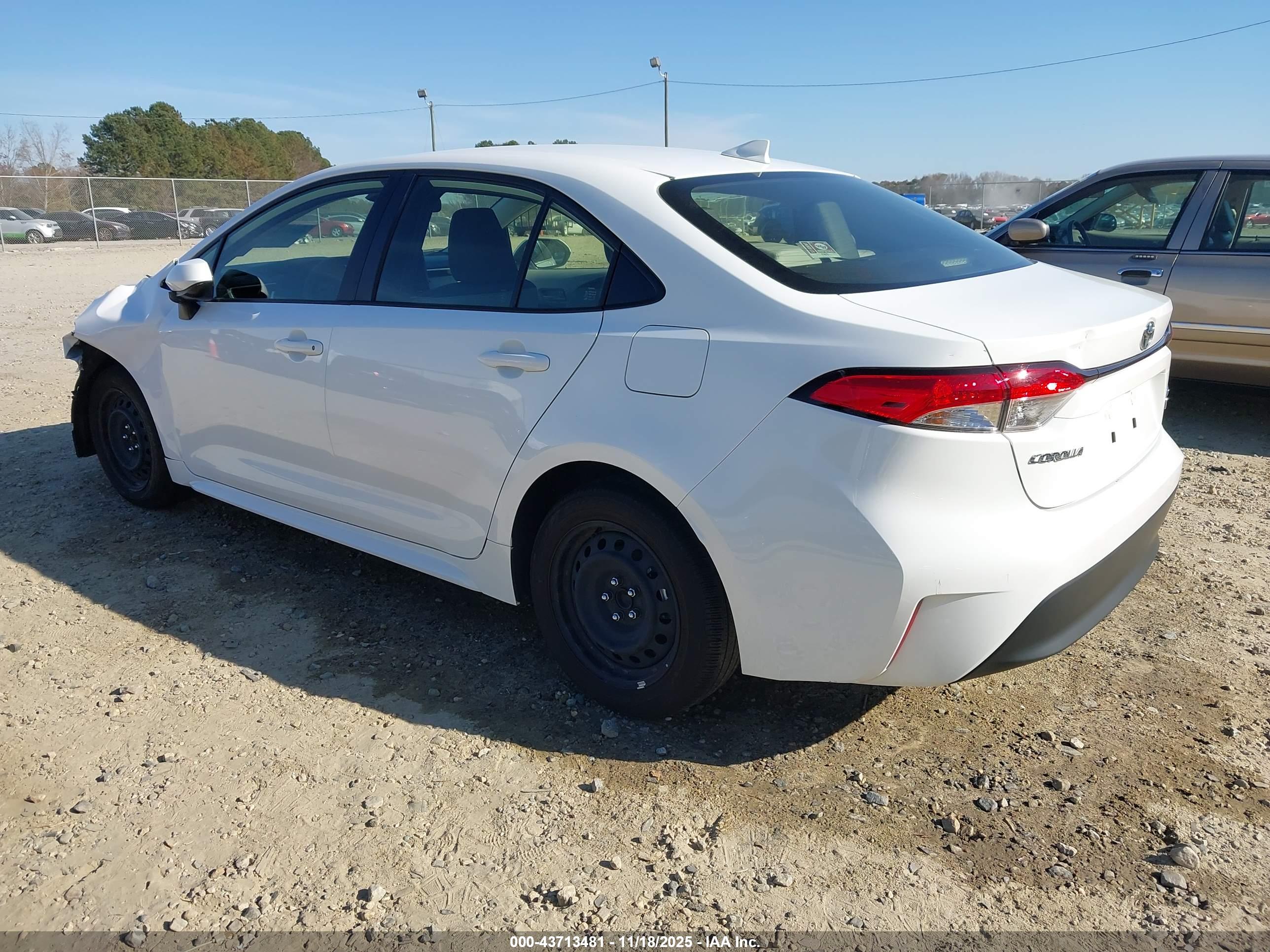 TOYOTA COROLLA image 3