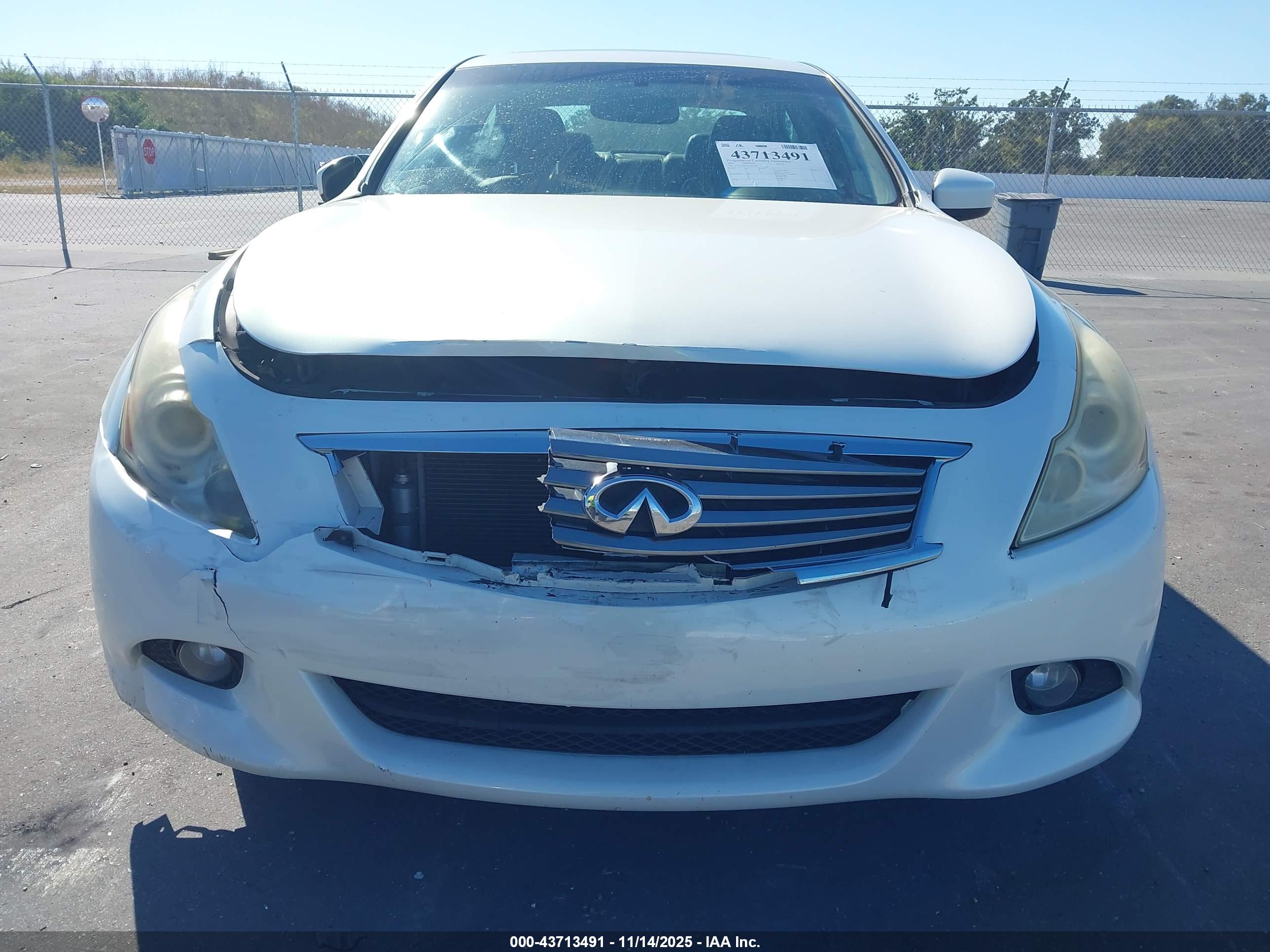INFINITI G37X image 6