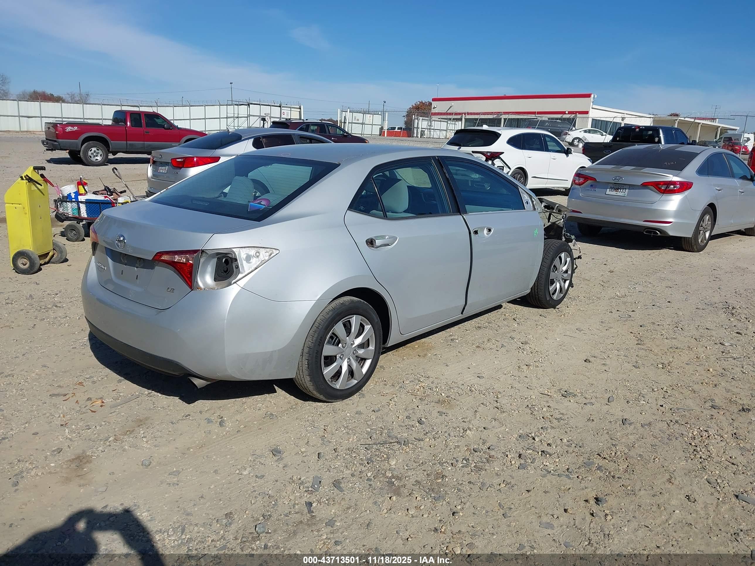 TOYOTA COROLLA image 4