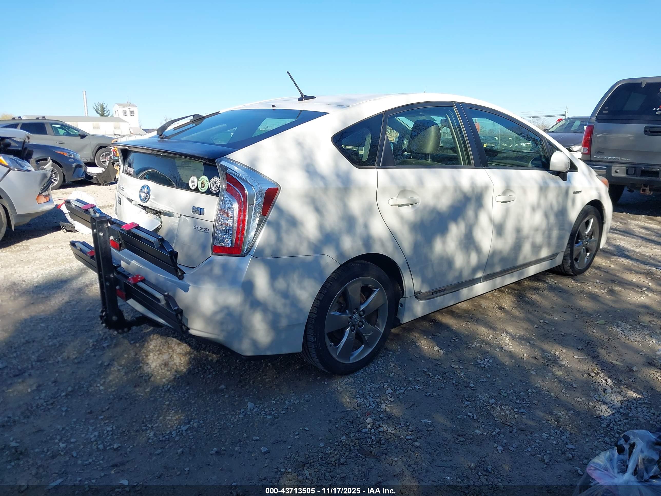 TOYOTA PRIUS image 4