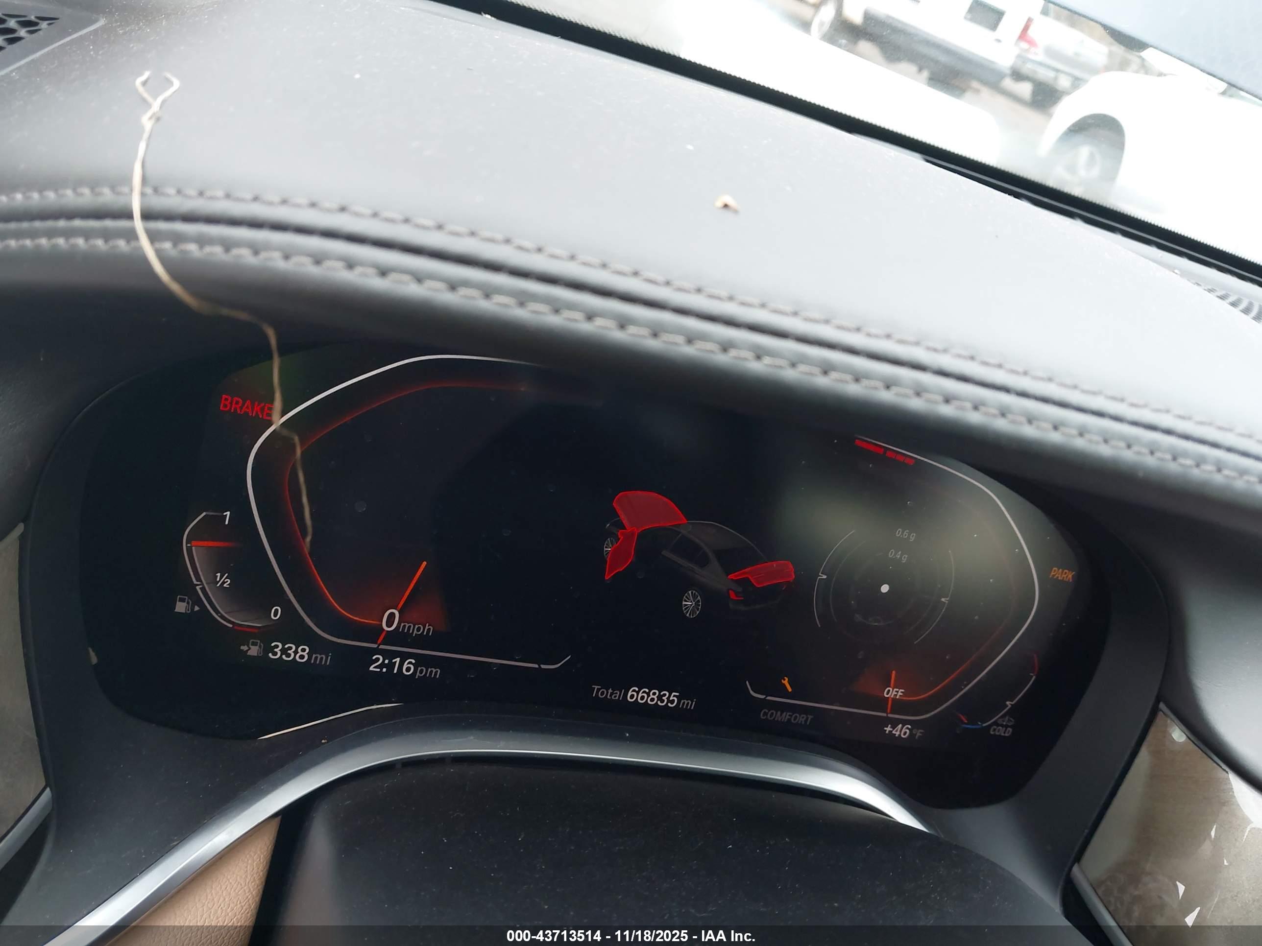 BMW 740I image 7