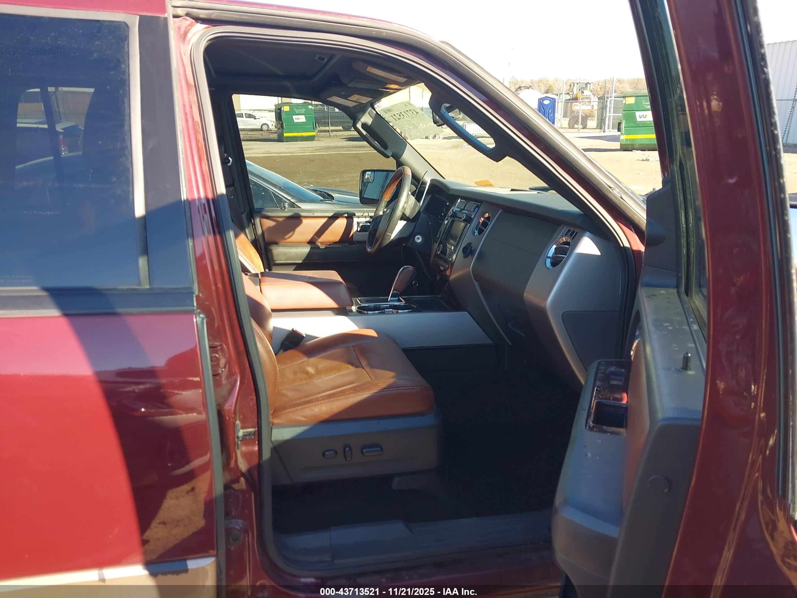 FORD EXPEDITION image 5