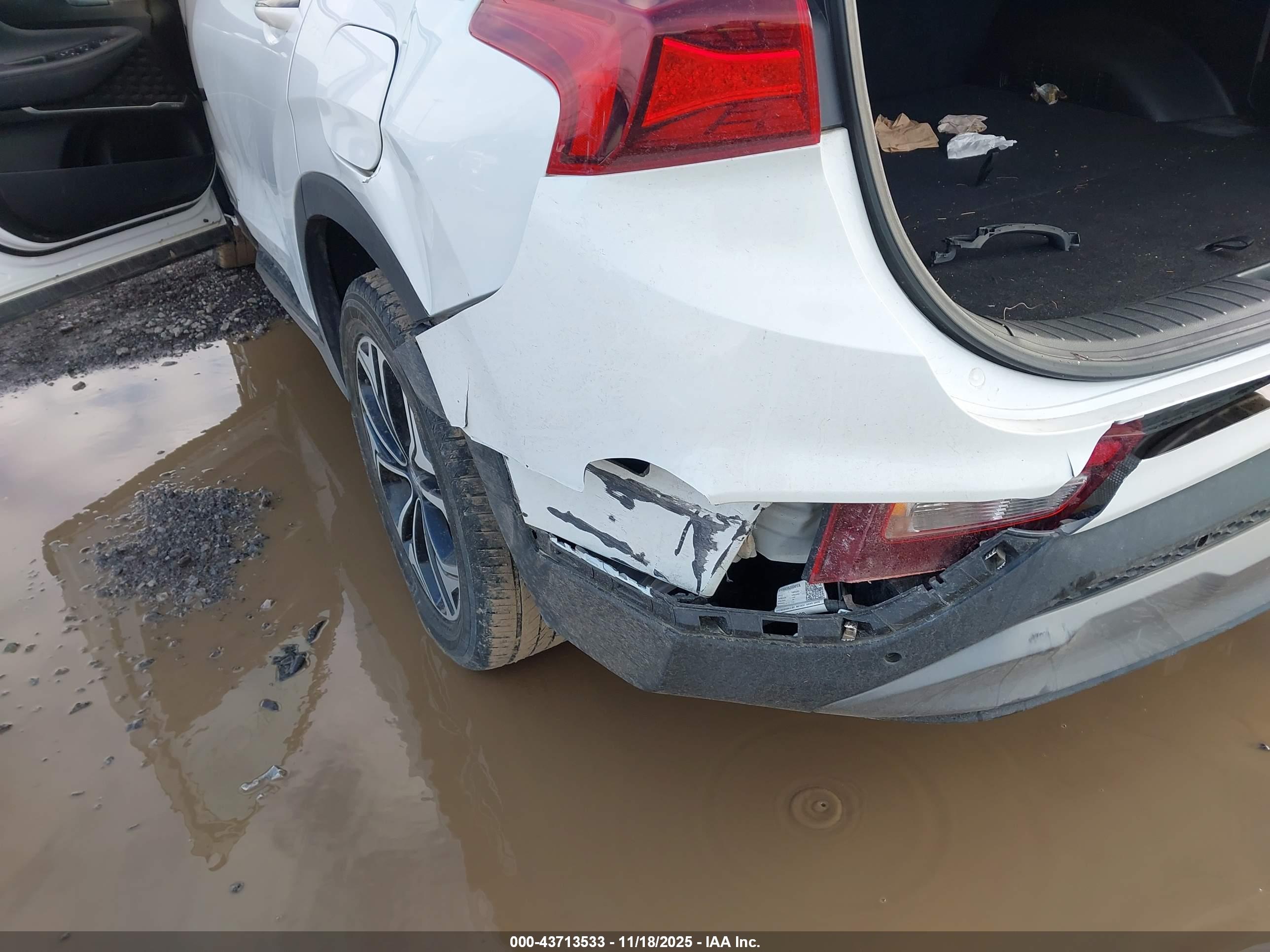 HYUNDAI SANTA image 6