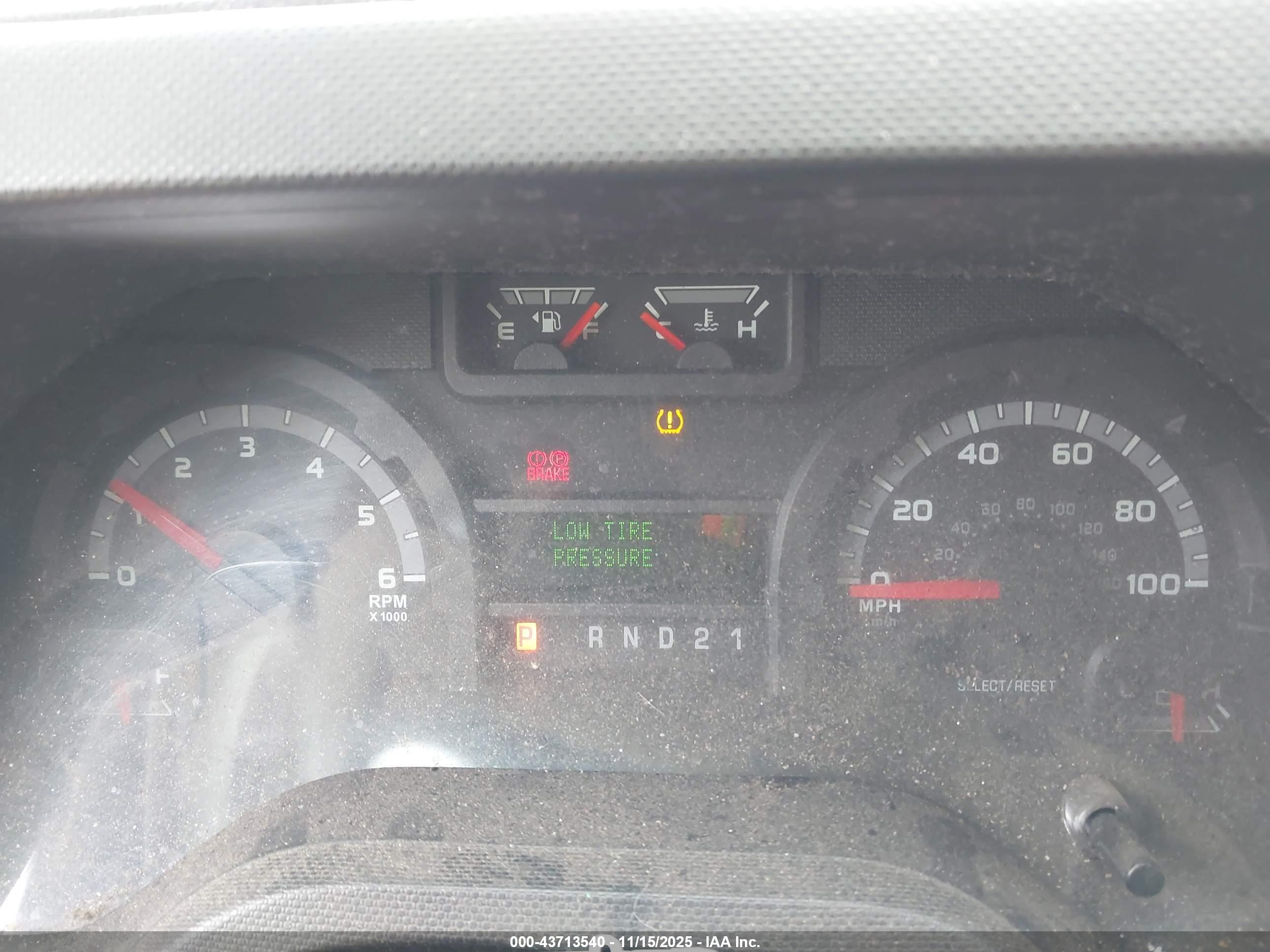 FORD E-350 image 7