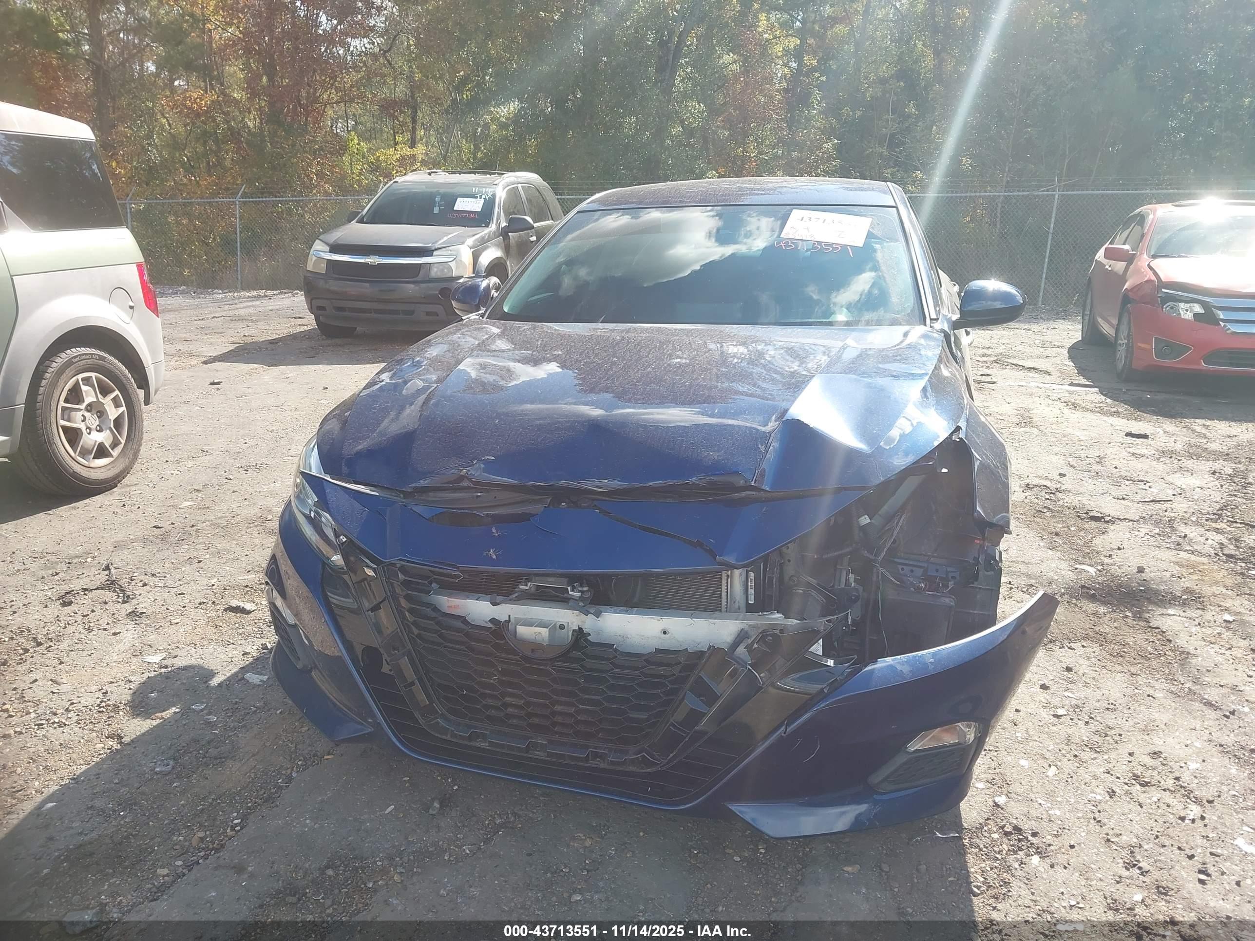NISSAN ALTIMA image 6