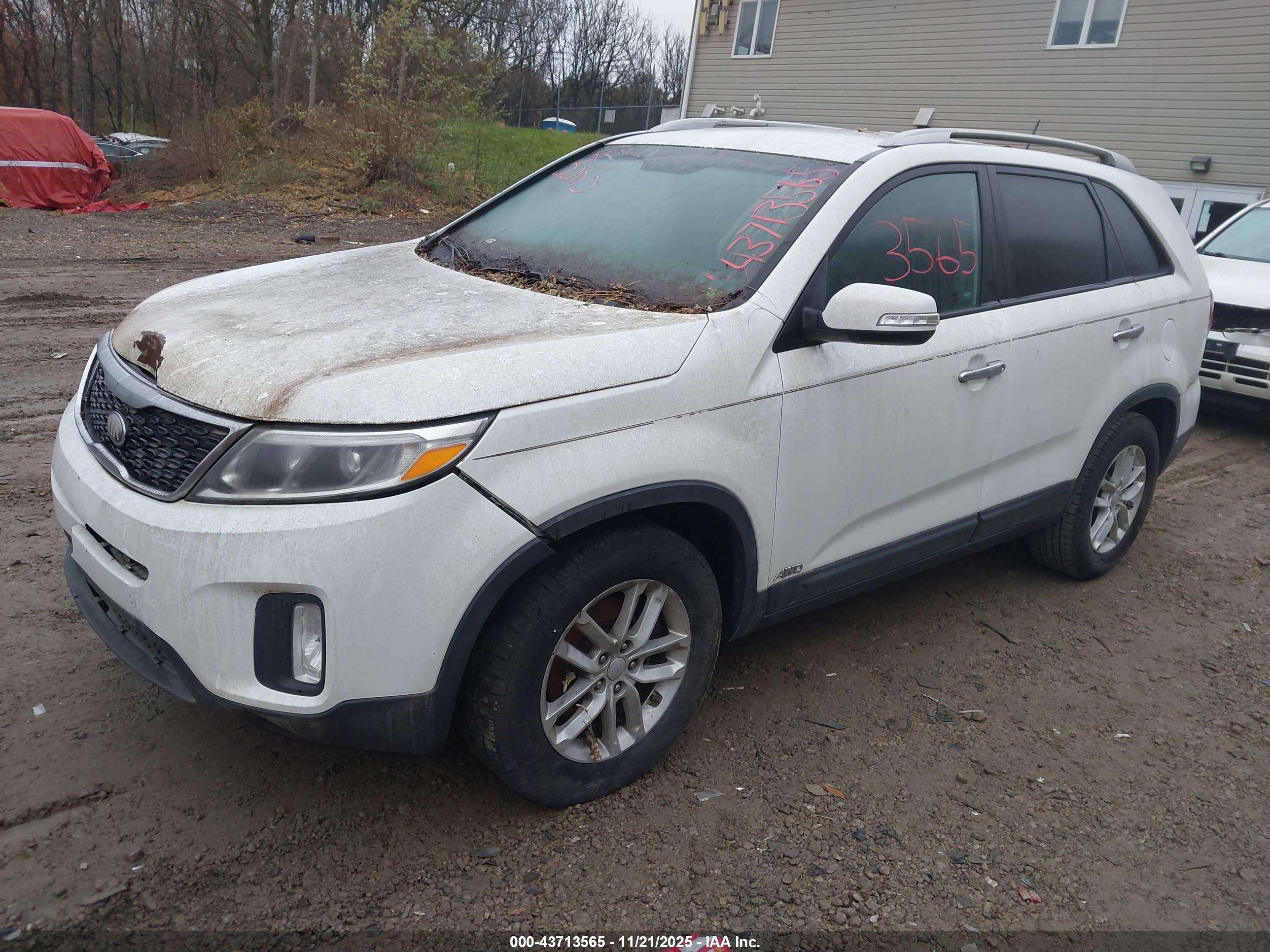 KIA SORENTO image 2