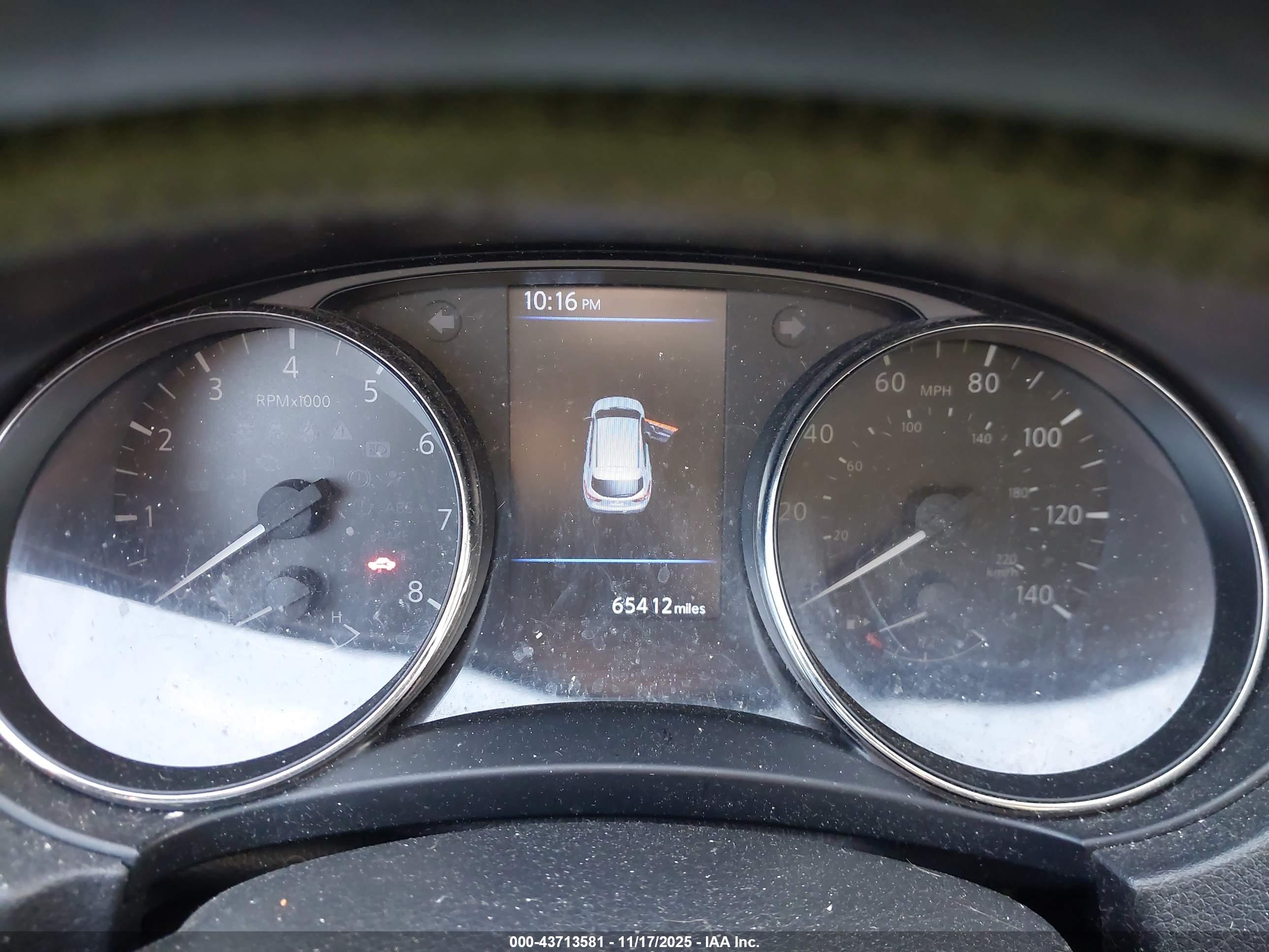 NISSAN ROGUE image 7
