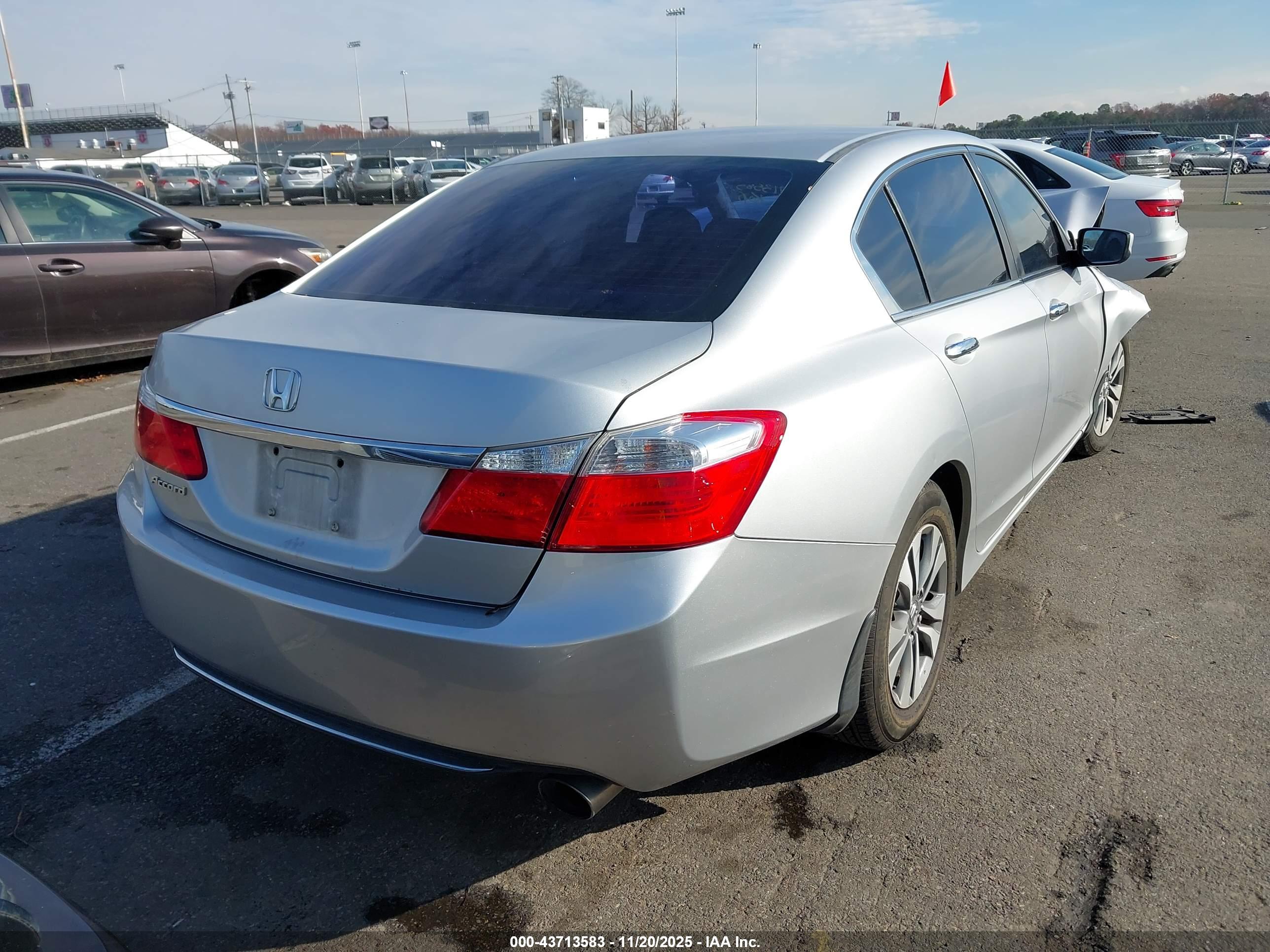HONDA ACCORD image 4