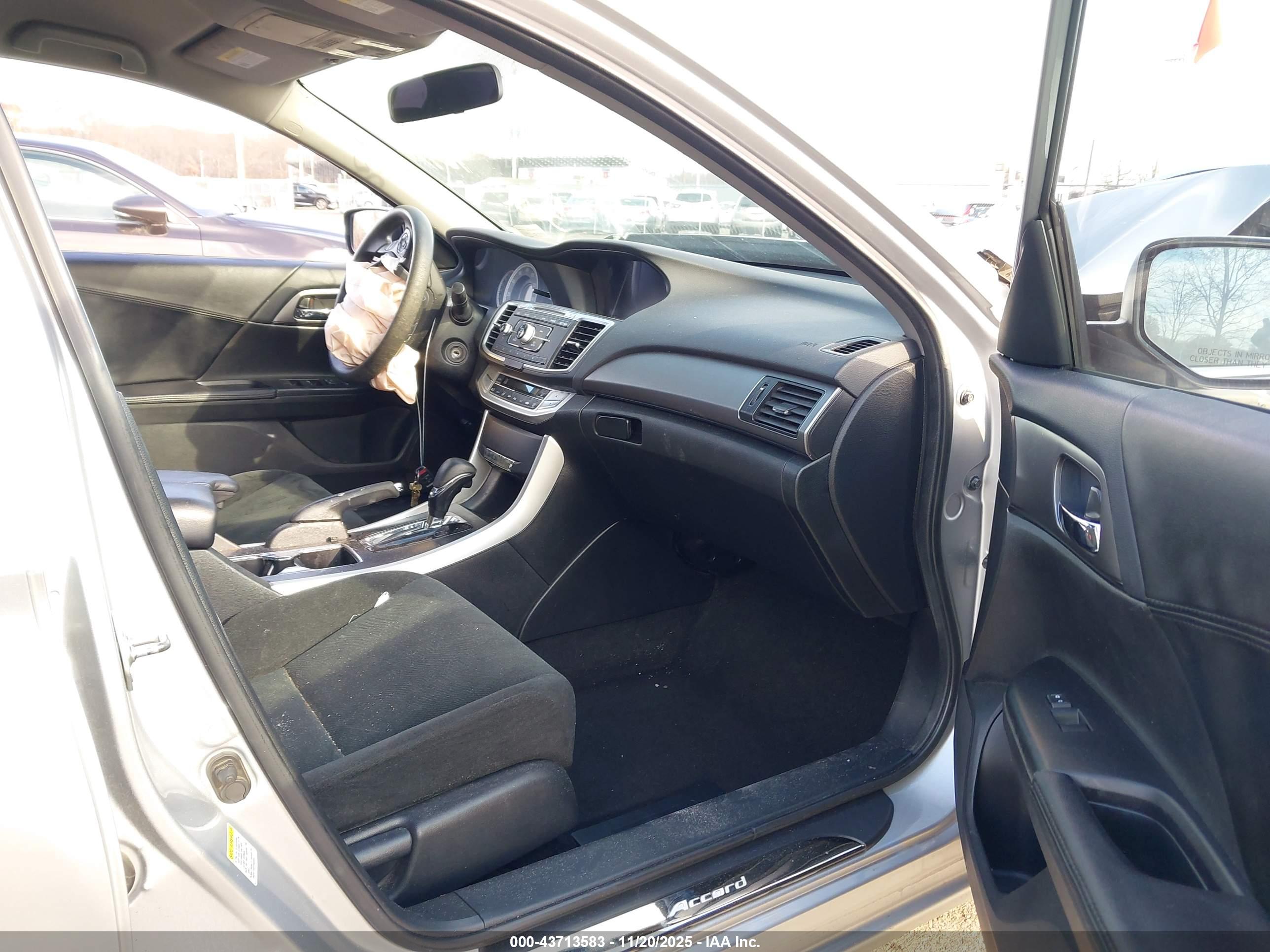 HONDA ACCORD image 5