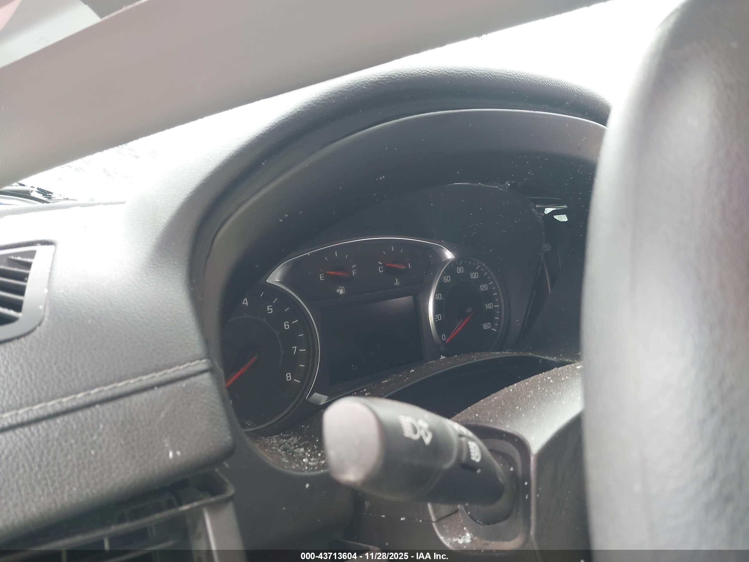 GMC TERRAIN image 7