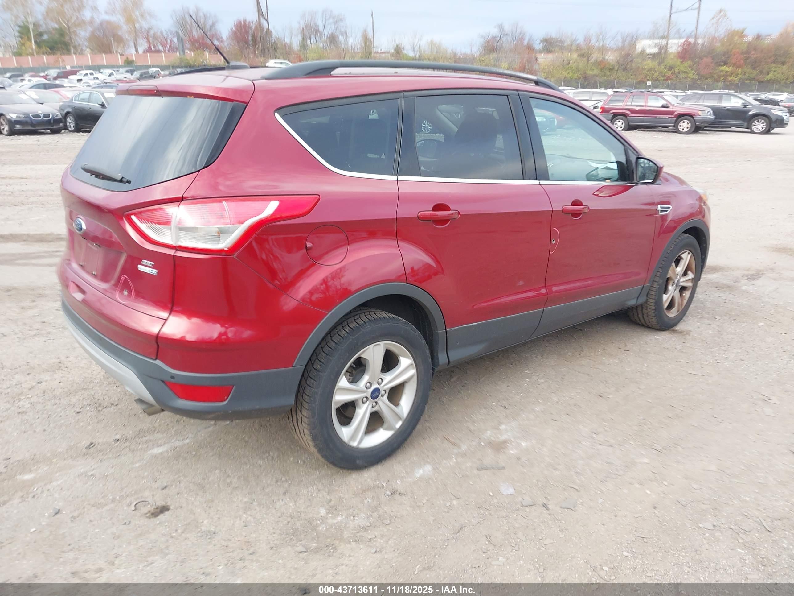 FORD ESCAPE image 4