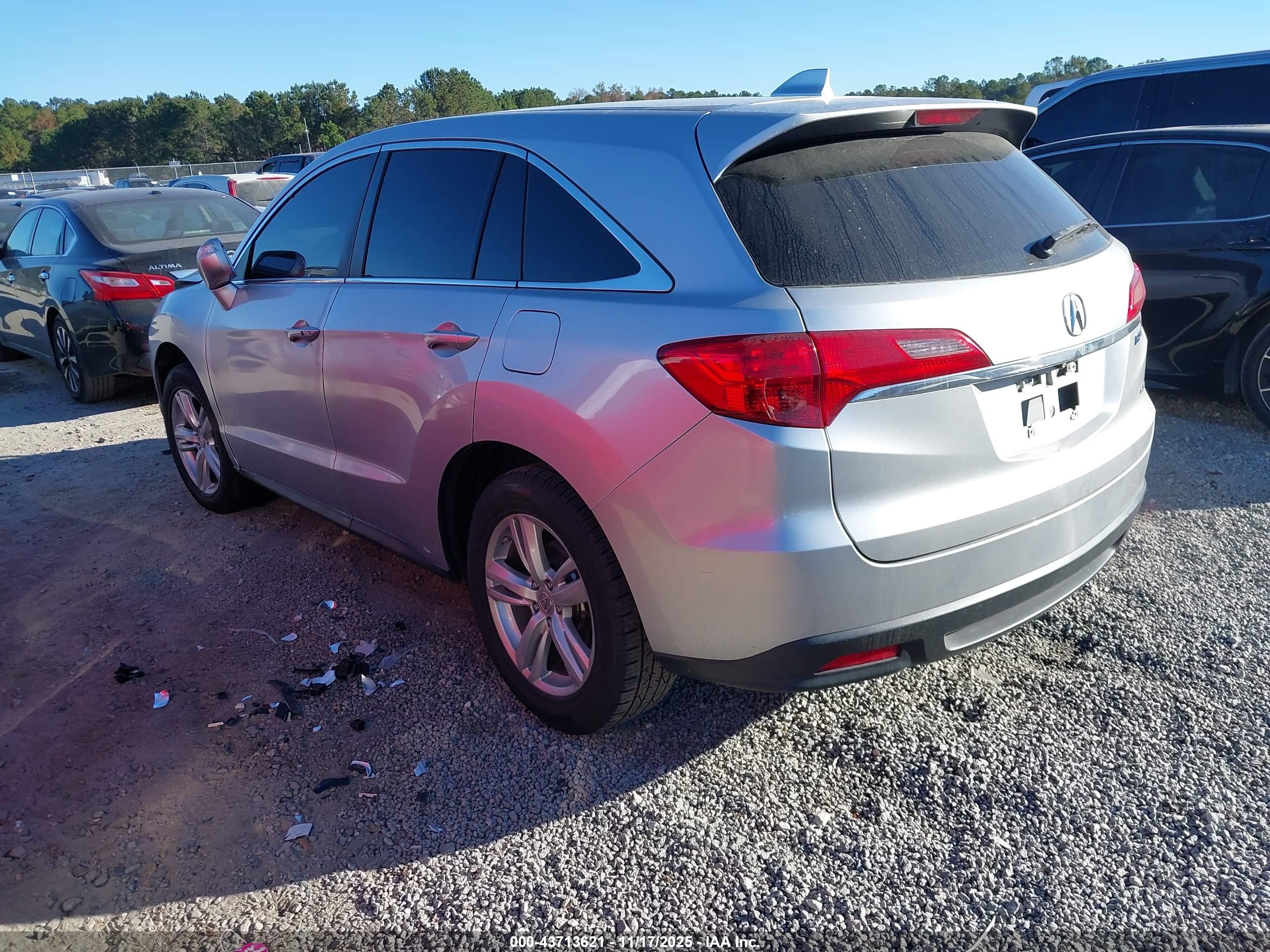ACURA RDX image 3